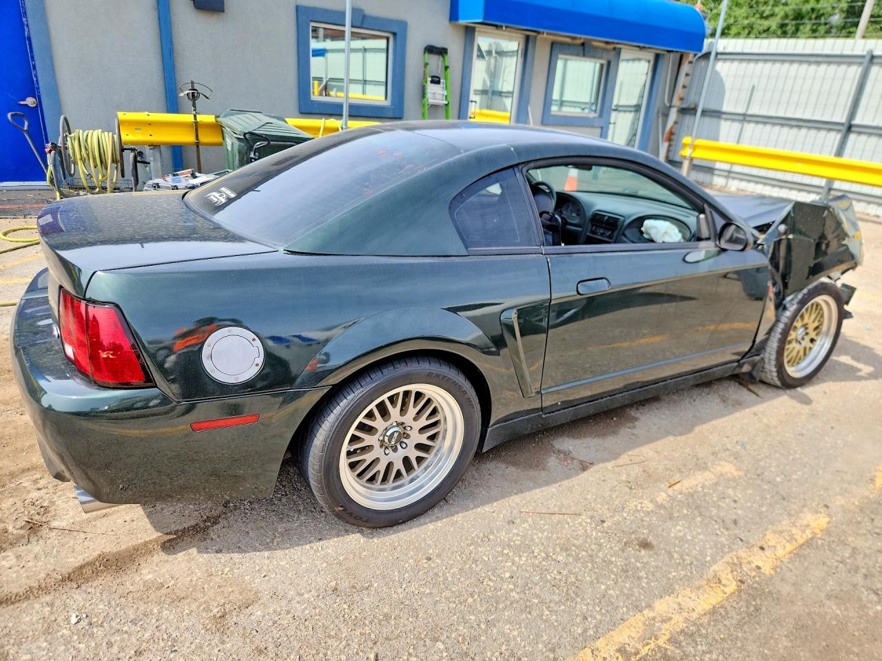 2001 Ford Mustang Gt Зеленый vin: 1FAFP42X91F258304