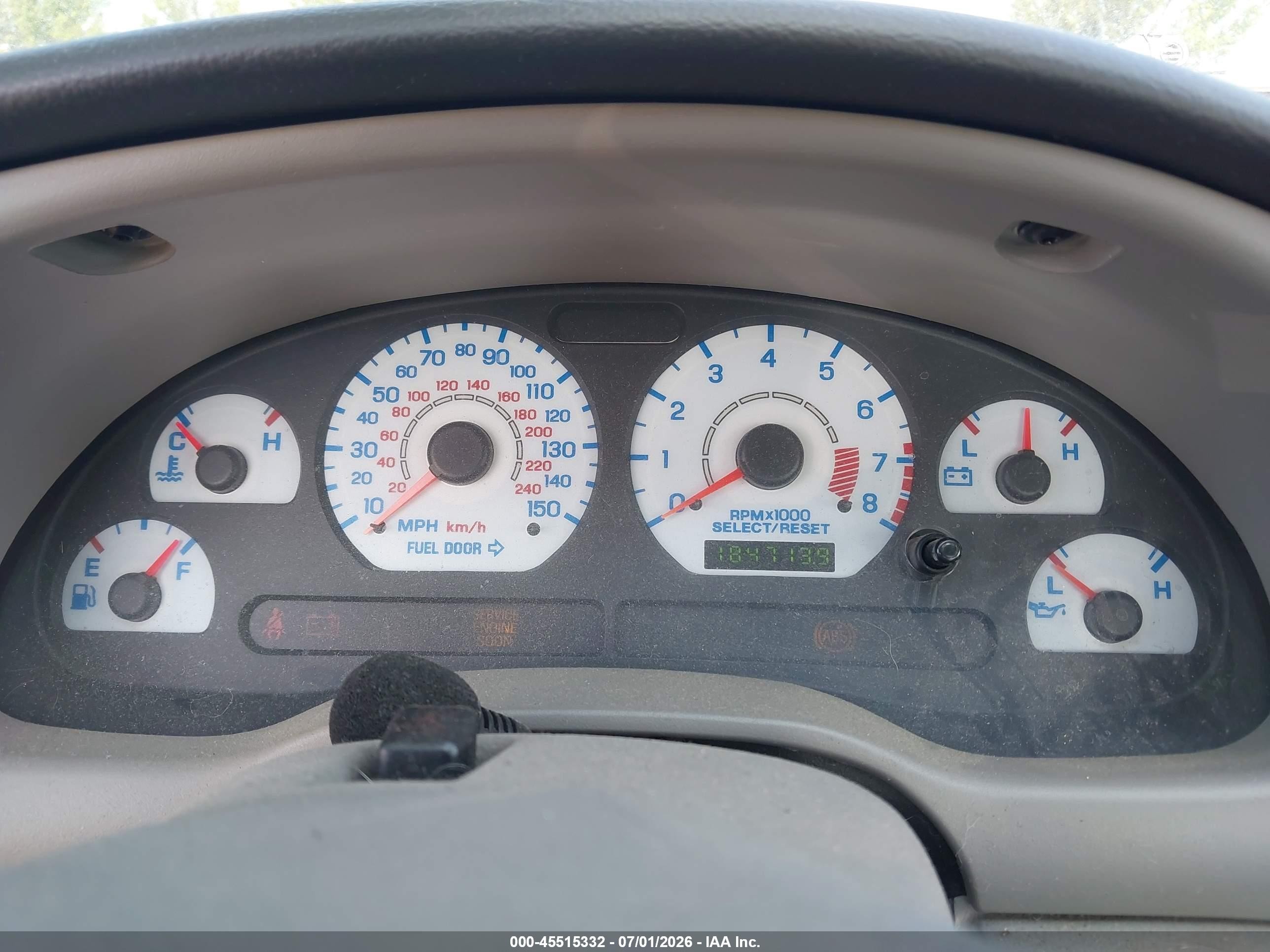 2004 Ford Mustang Gt Серебряный vin: 1FAFP42X94F222262