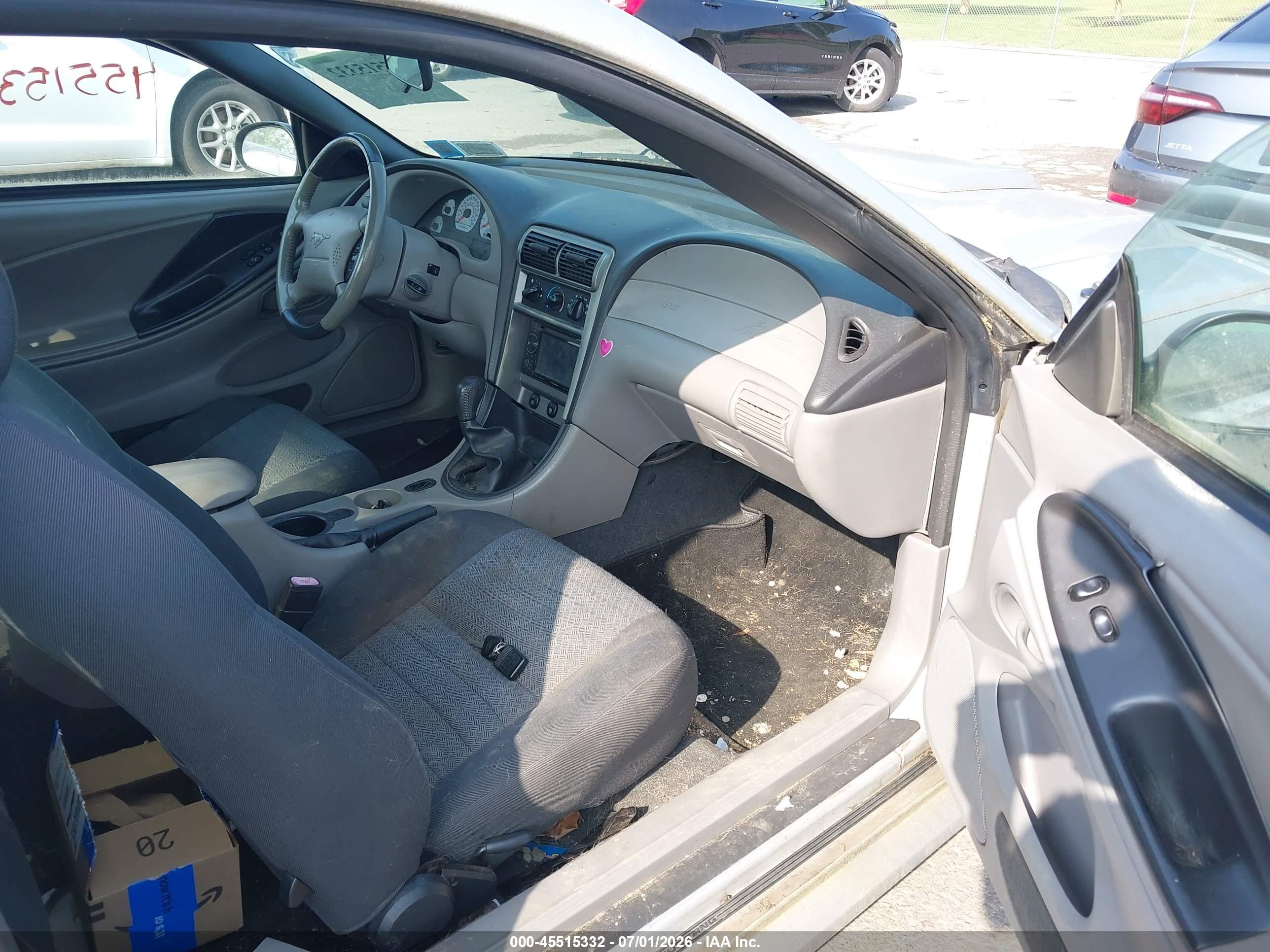 2004 Ford Mustang Gt Серебряный vin: 1FAFP42X94F222262