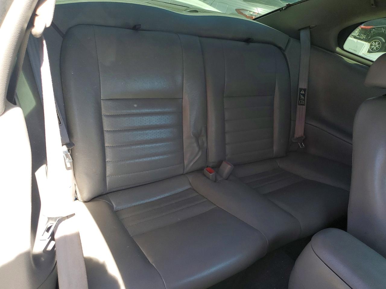 2000 Ford Mustang Gt White vin: 1FAFP42X9YF123835