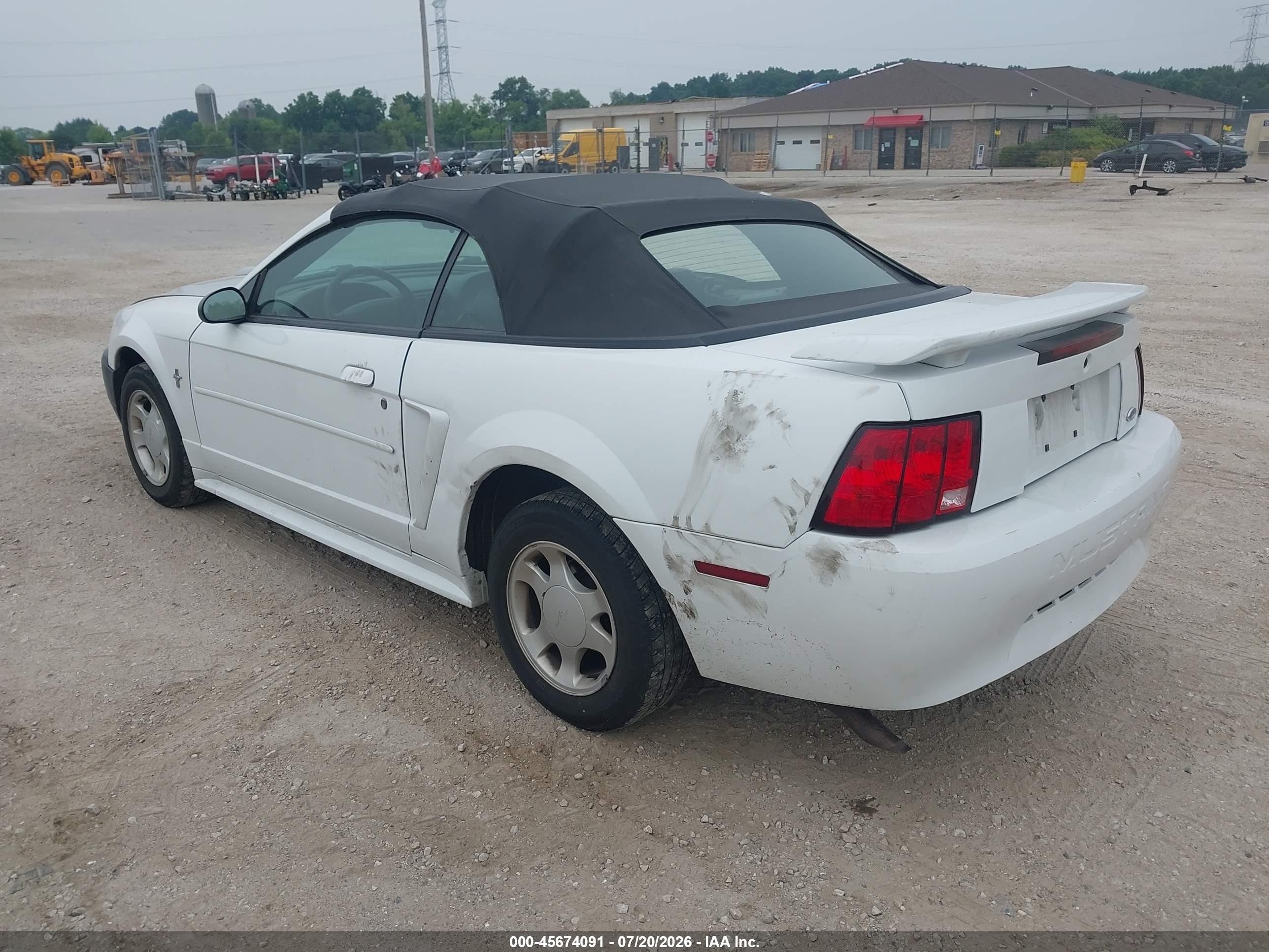 2001 Ford Mustang   White vin: 1FAFP44401F138345