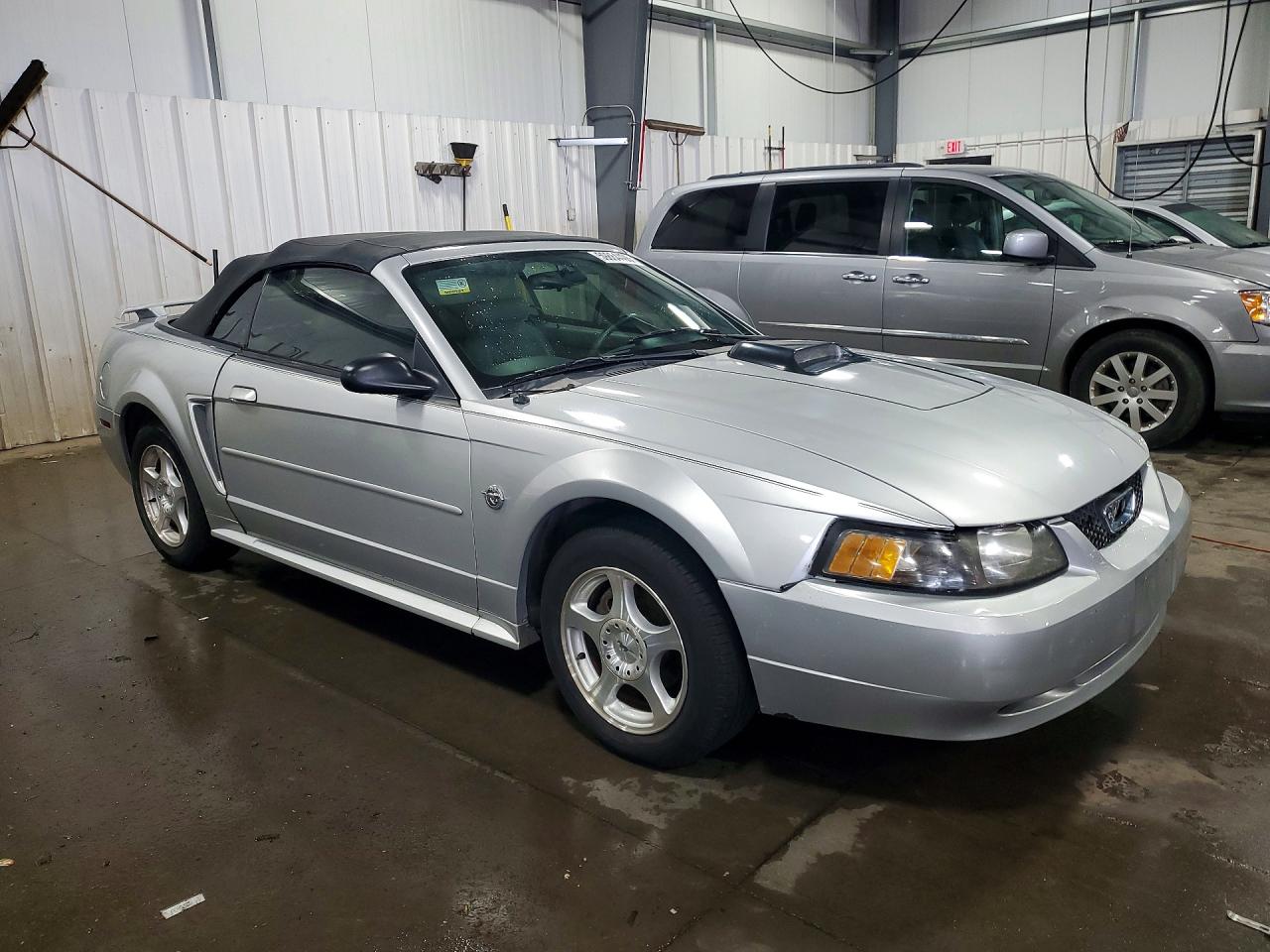 2004 Ford Mustang Silver vin: 1FAFP44404F123171