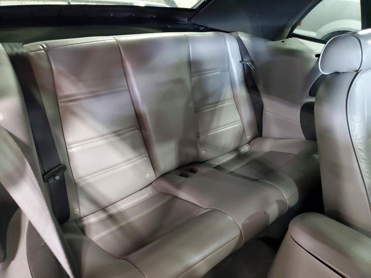 2004 Ford Mustang Silver vin: 1FAFP44404F123171