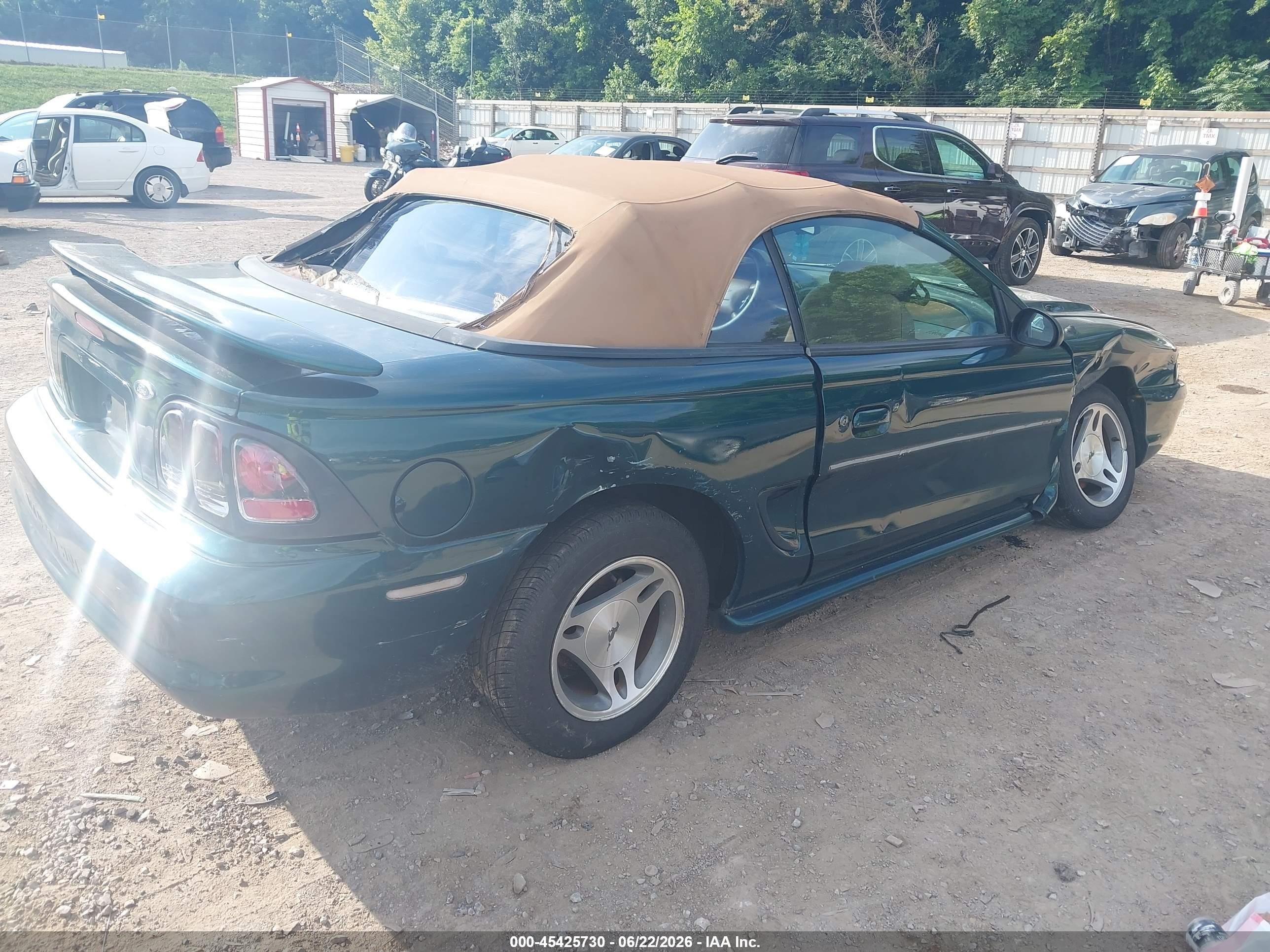 1998 Ford Mustang   Green vin: 1FAFP4440WF134982