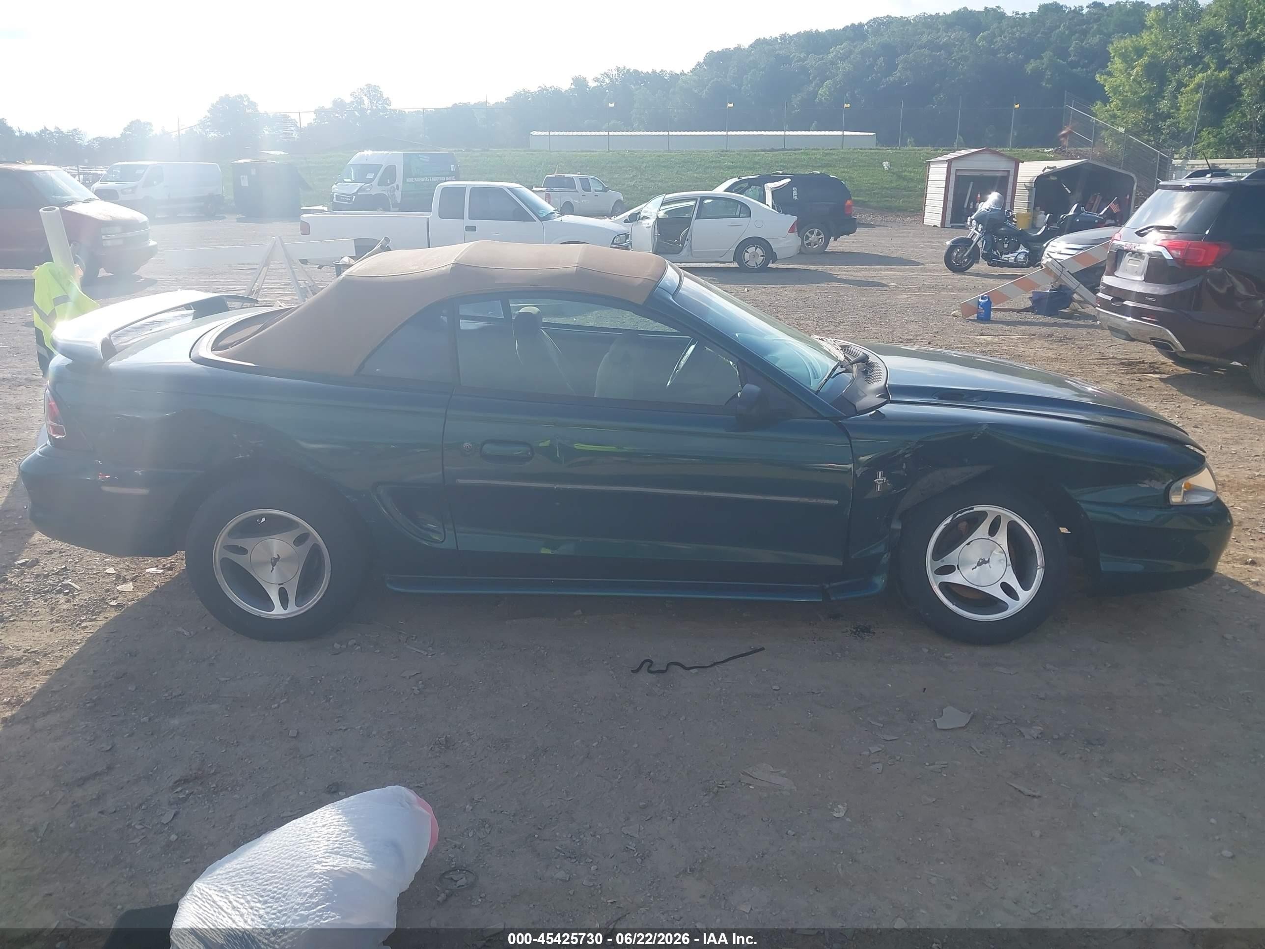 1998 Ford Mustang   Green vin: 1FAFP4440WF134982