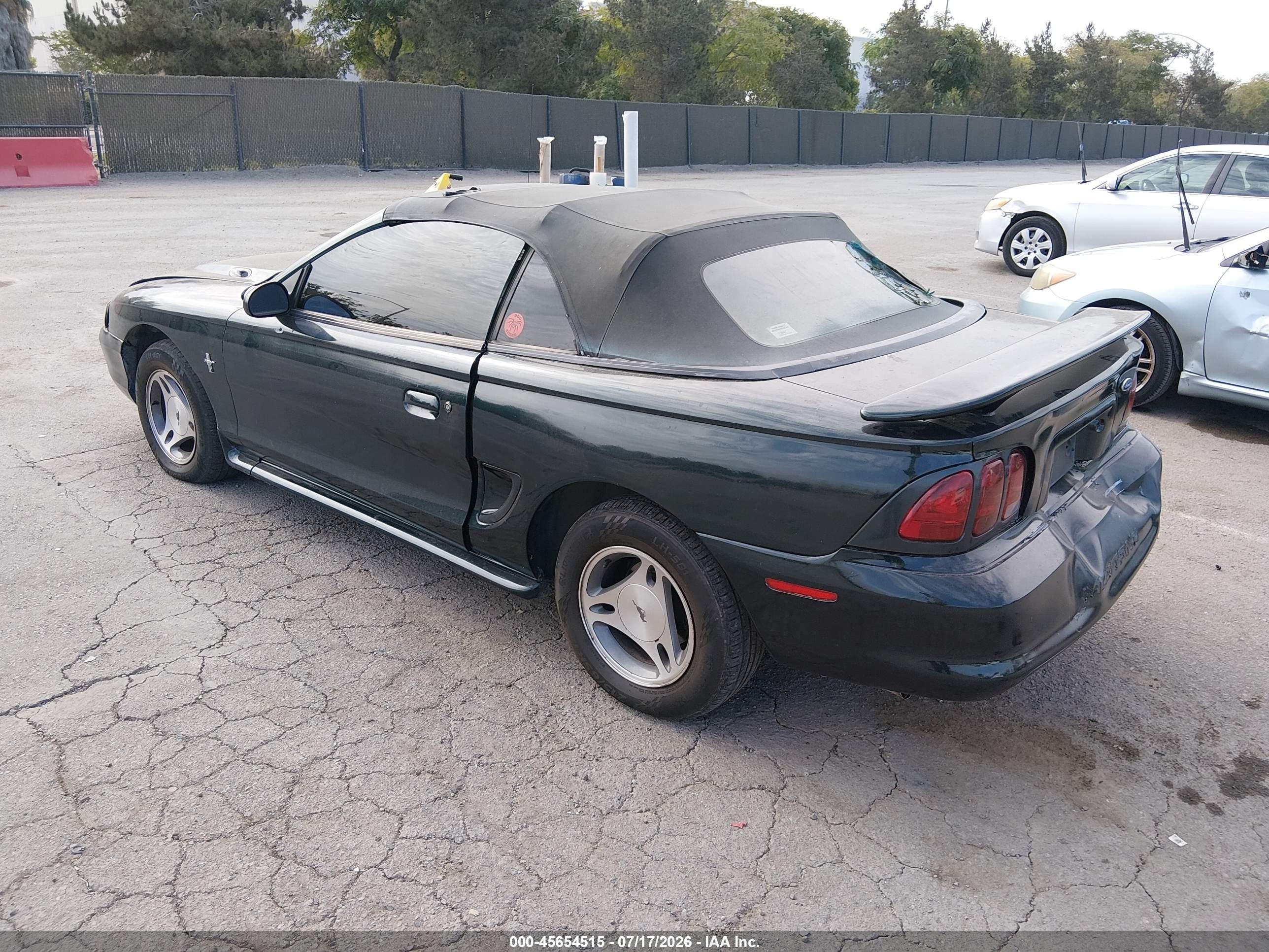 1998 Ford Mustang   Green vin: 1FAFP4440WF155816