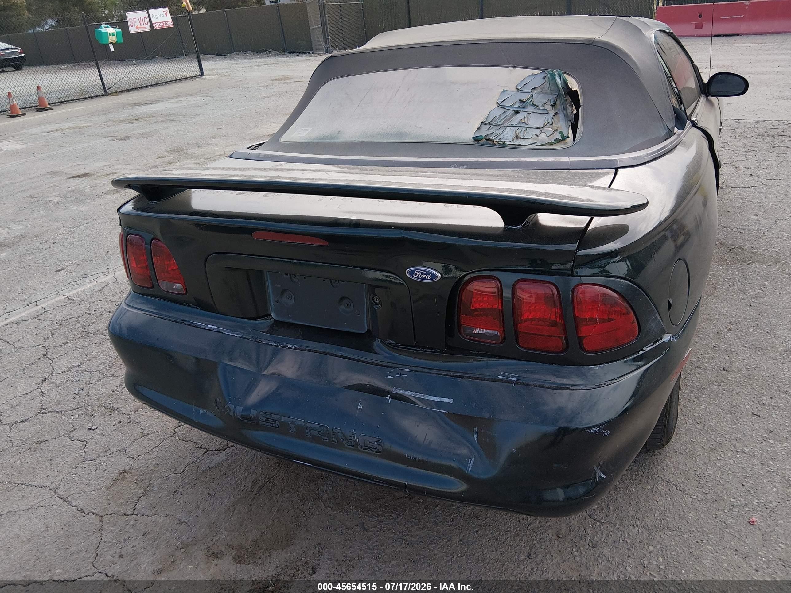 1998 Ford Mustang   Green vin: 1FAFP4440WF155816