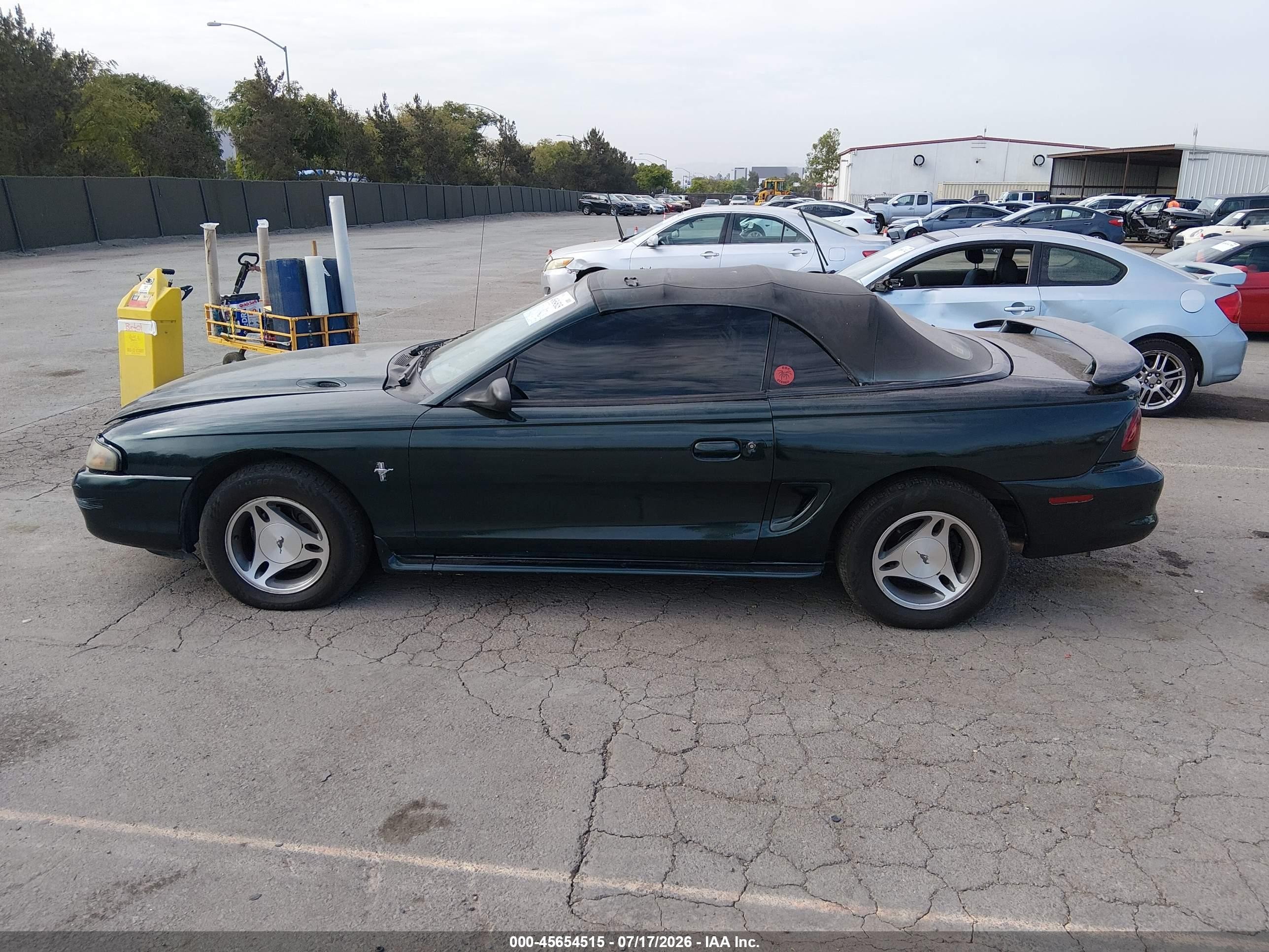 1998 Ford Mustang   Green vin: 1FAFP4440WF155816