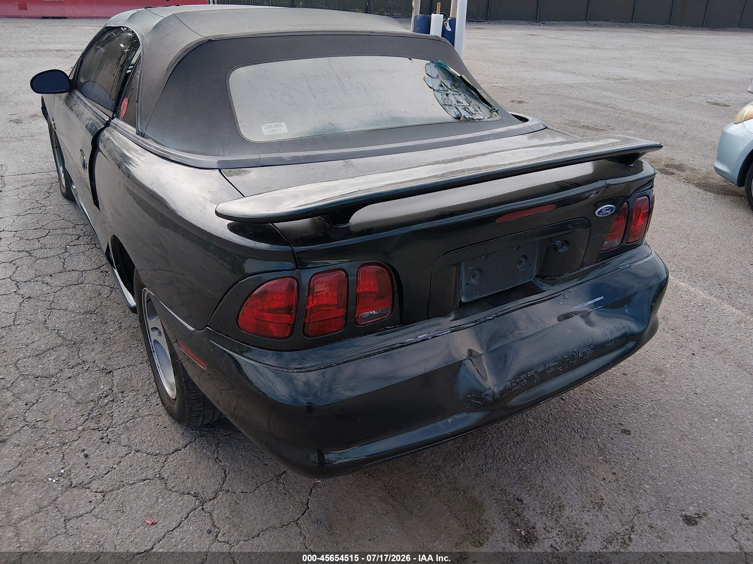 1998 Ford Mustang   Green vin: 1FAFP4440WF155816