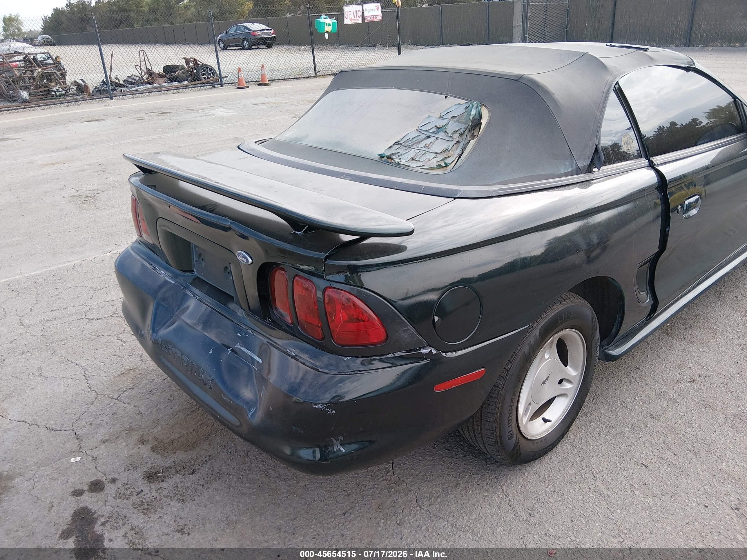 1998 Ford Mustang   Green vin: 1FAFP4440WF155816