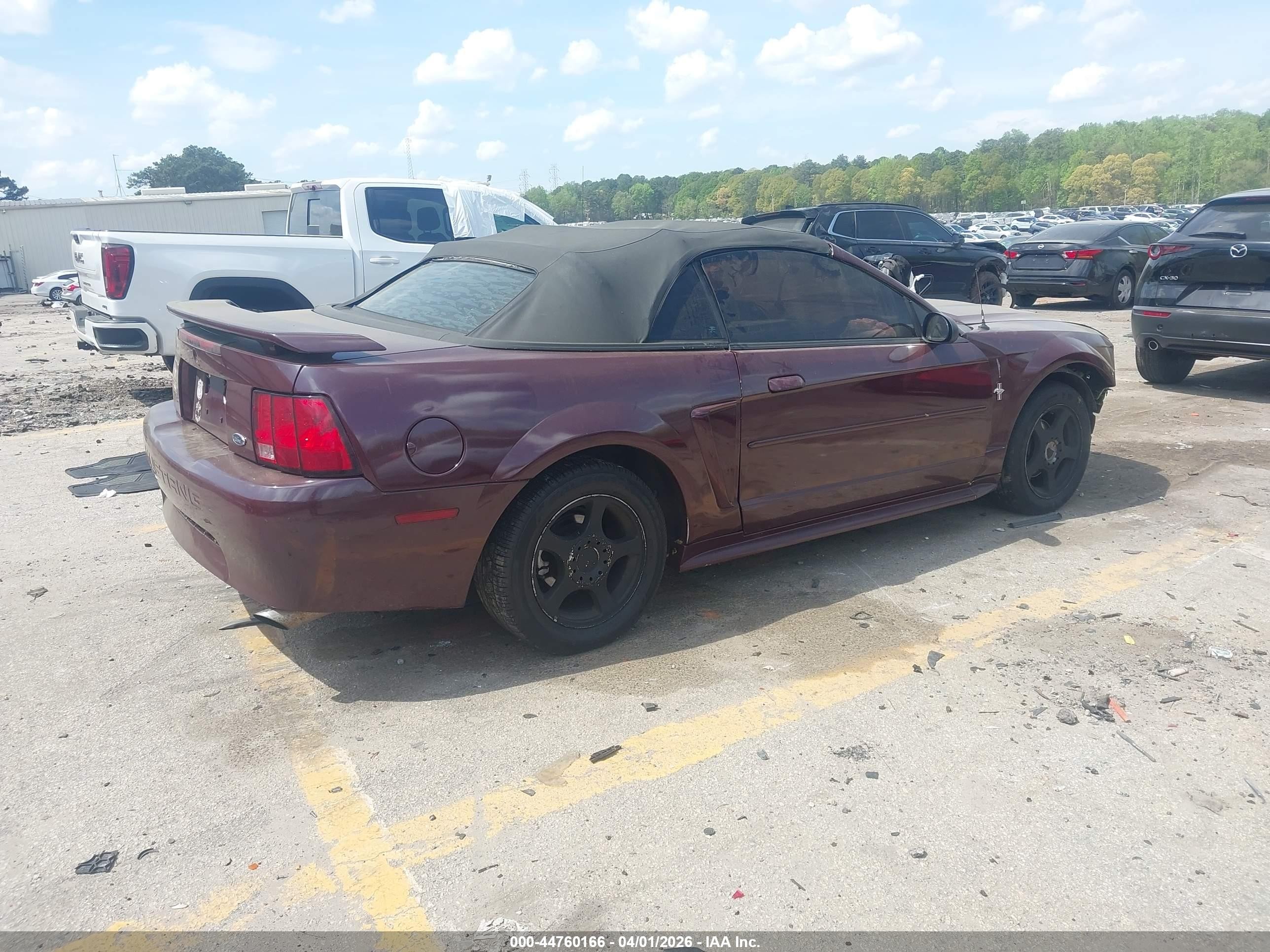 2003 Ford Mustang   Maroon vin: 1FAFP44413F396229