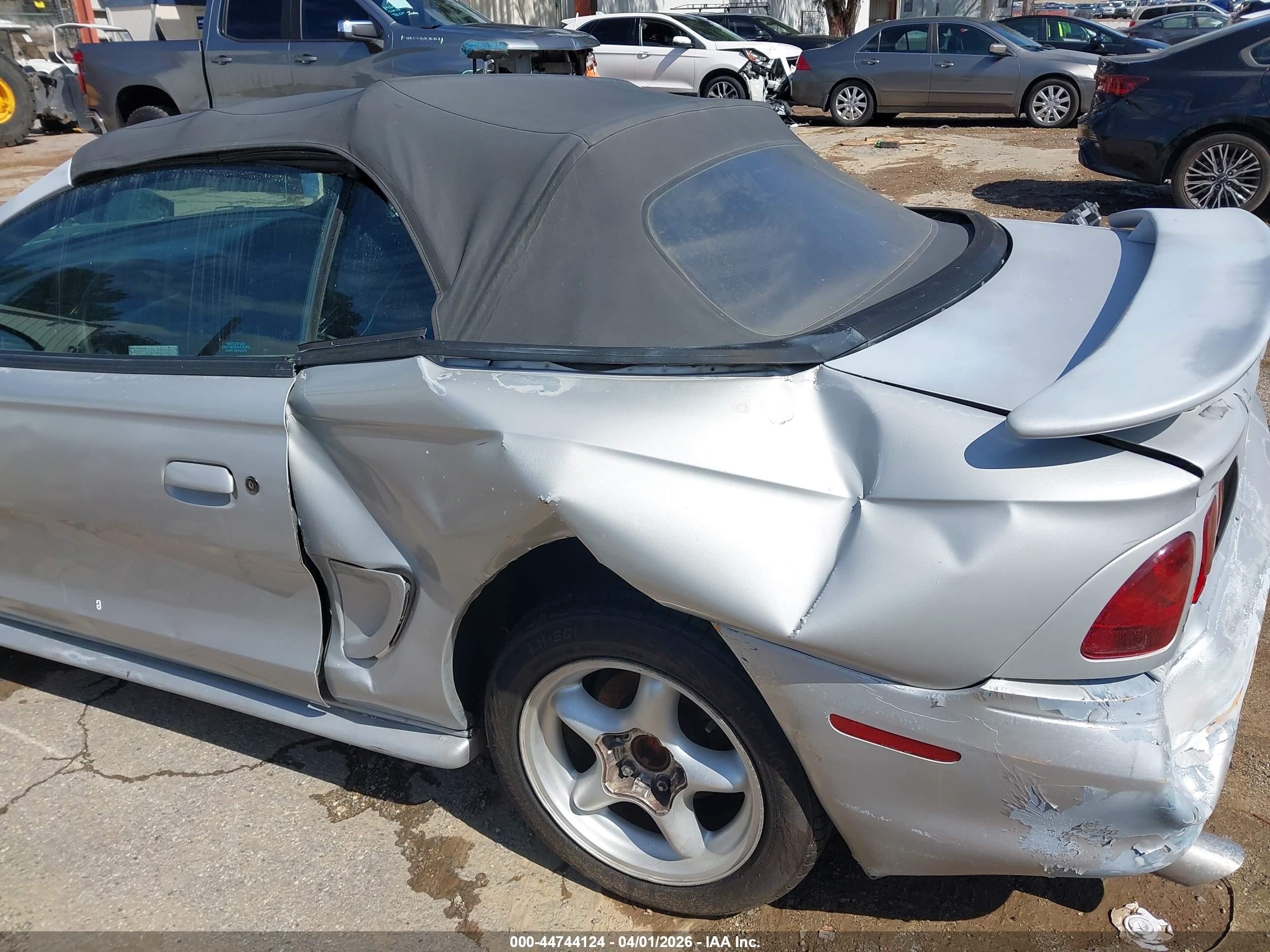 1998 Ford Mustang   Silver vin: 1FAFP4441WF189893