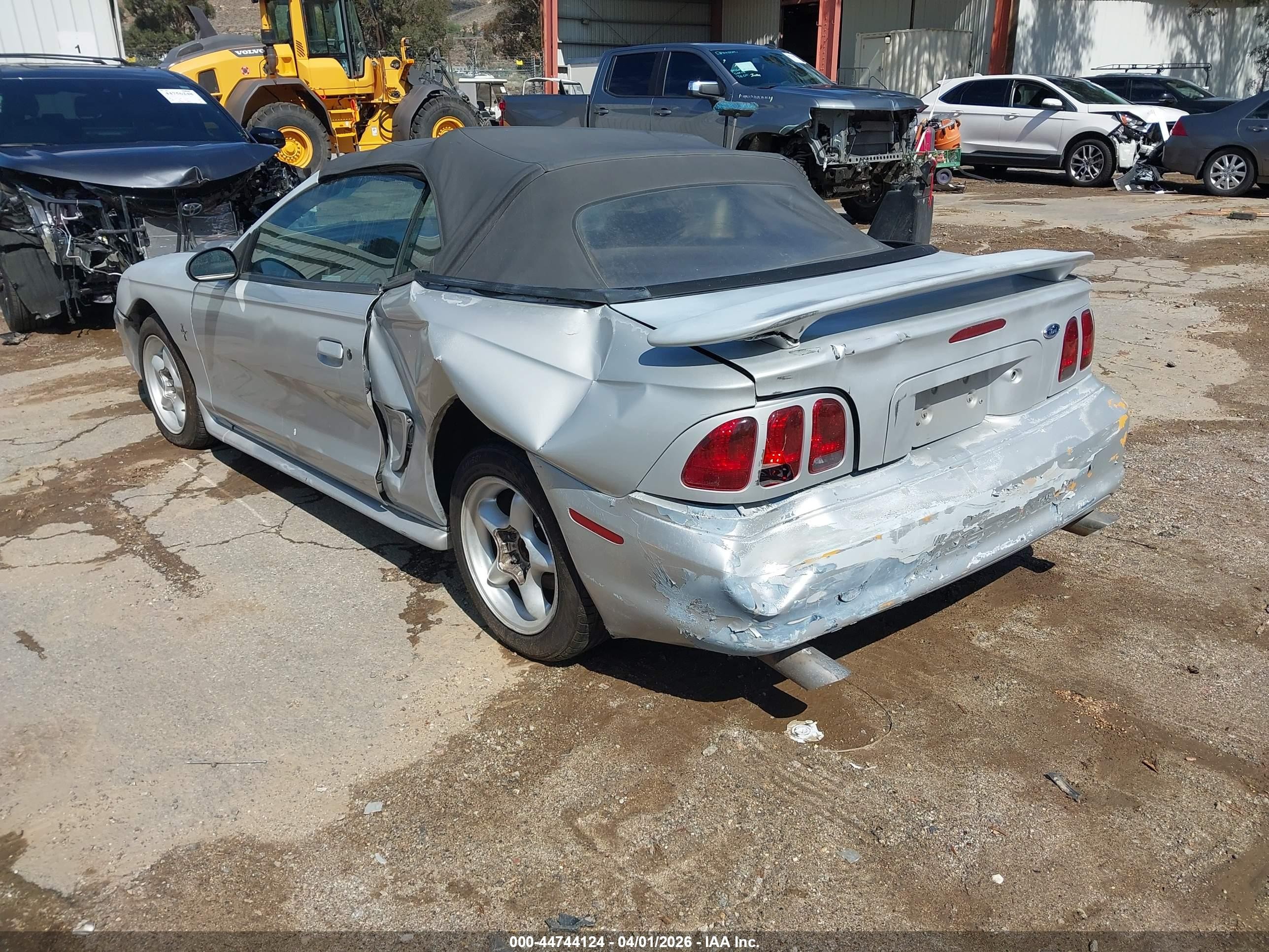 1998 Ford Mustang   Silver vin: 1FAFP4441WF189893