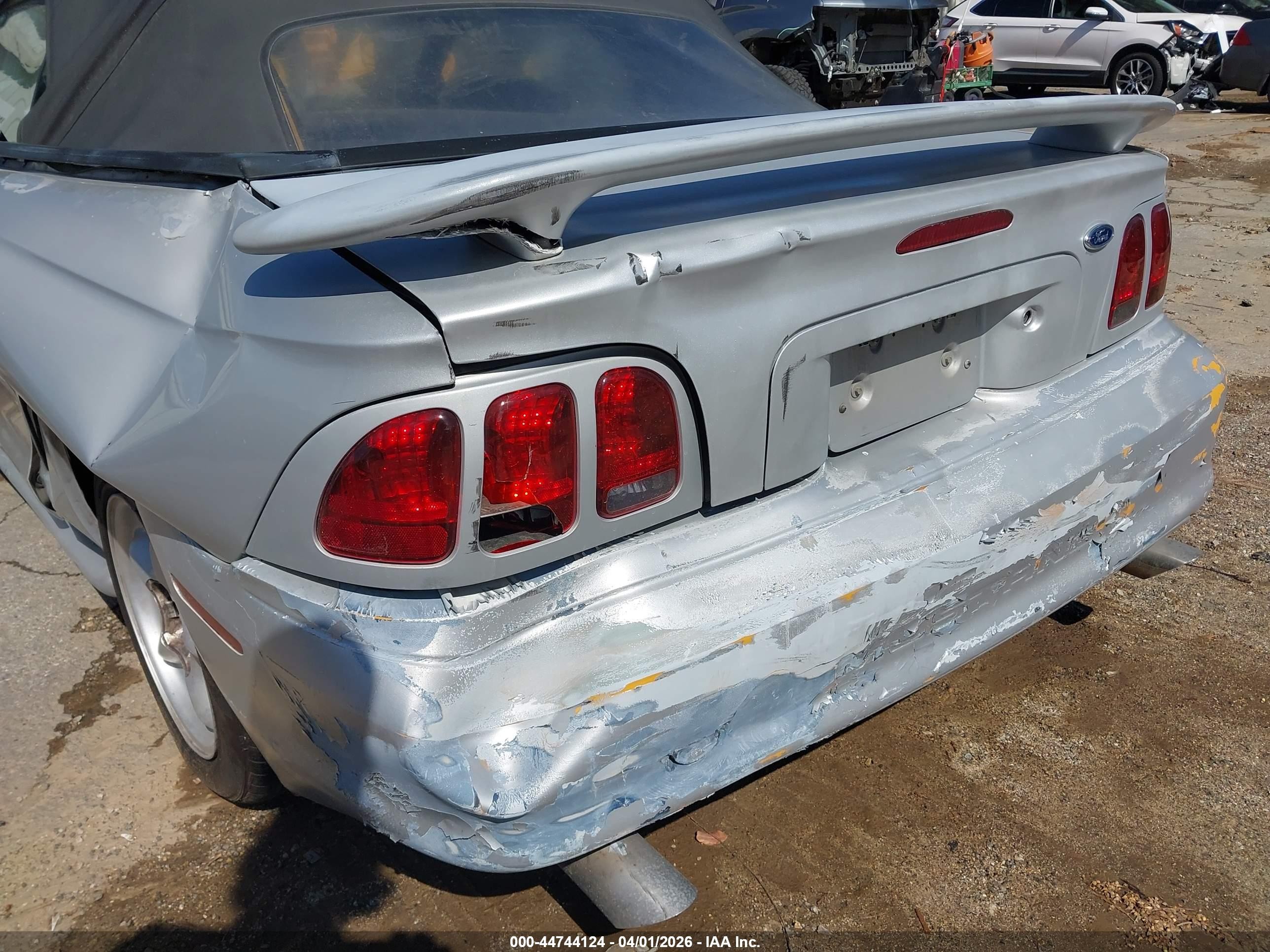 1998 Ford Mustang   Silver vin: 1FAFP4441WF189893