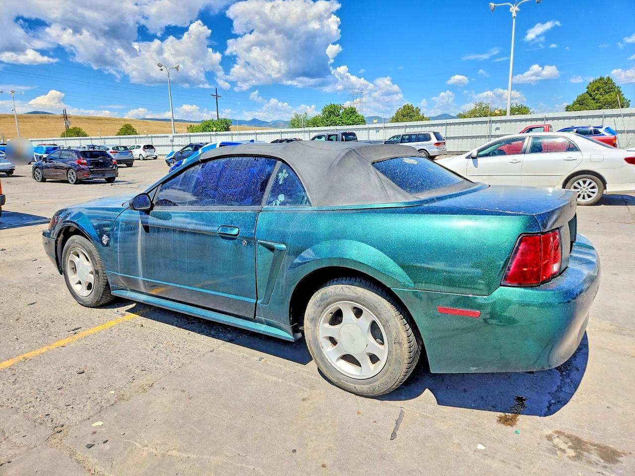 1999 Ford Mustang Green vin: 1FAFP4441XF166924