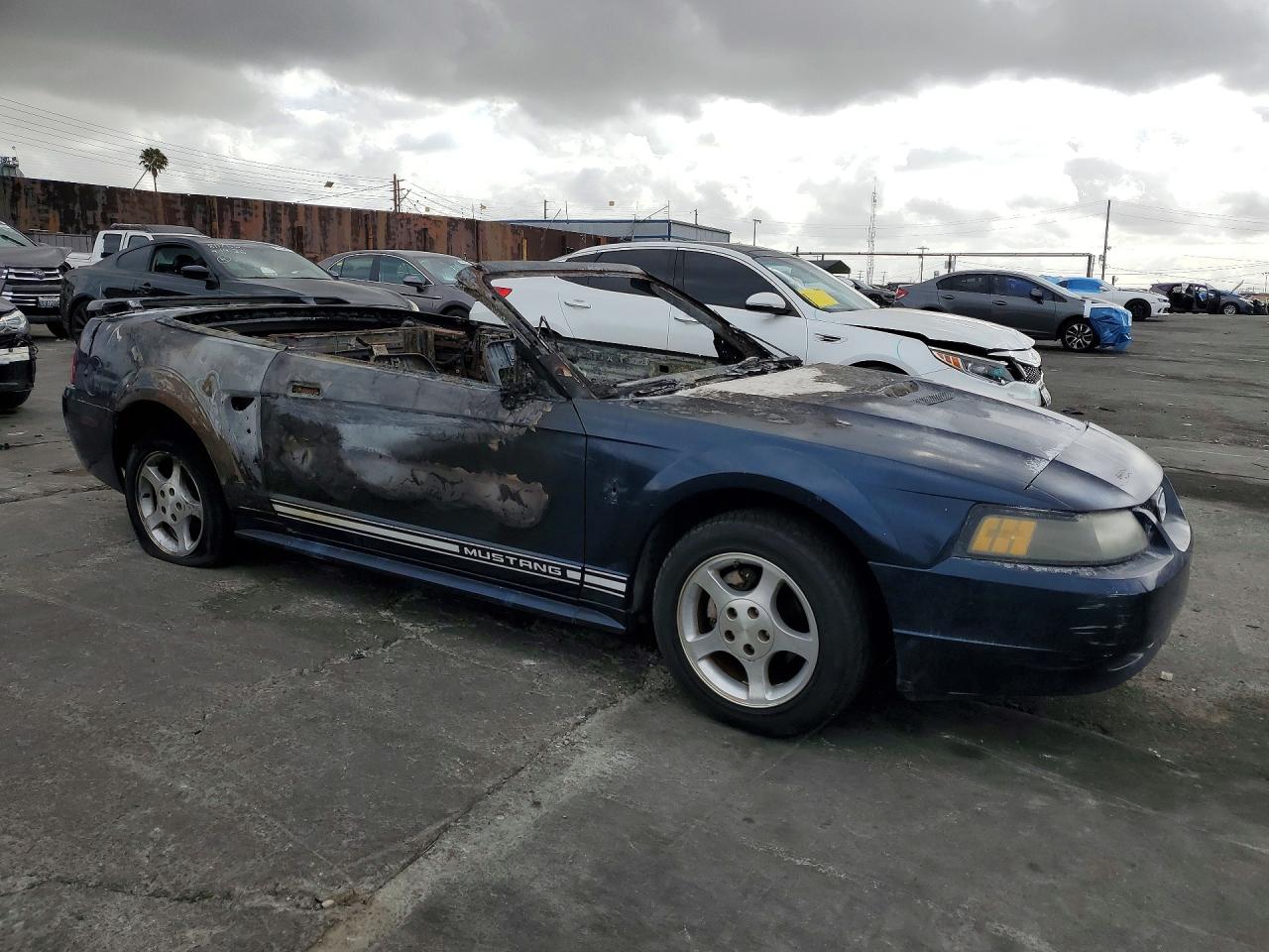 2001 Ford Mustang Blue vin: 1FAFP44421F111860