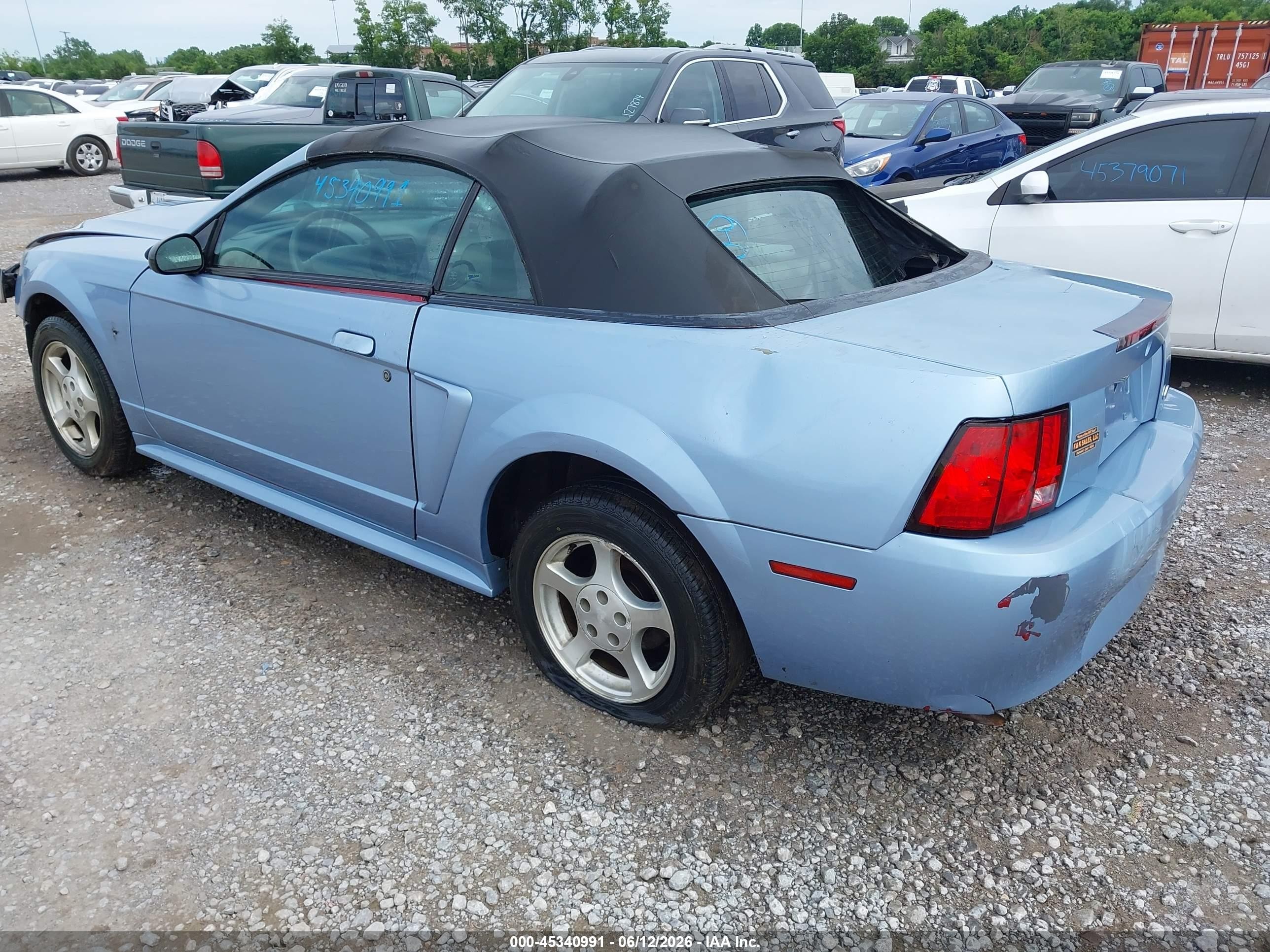 2003 Ford Mustang   Blue vin: 1FAFP44423F354538