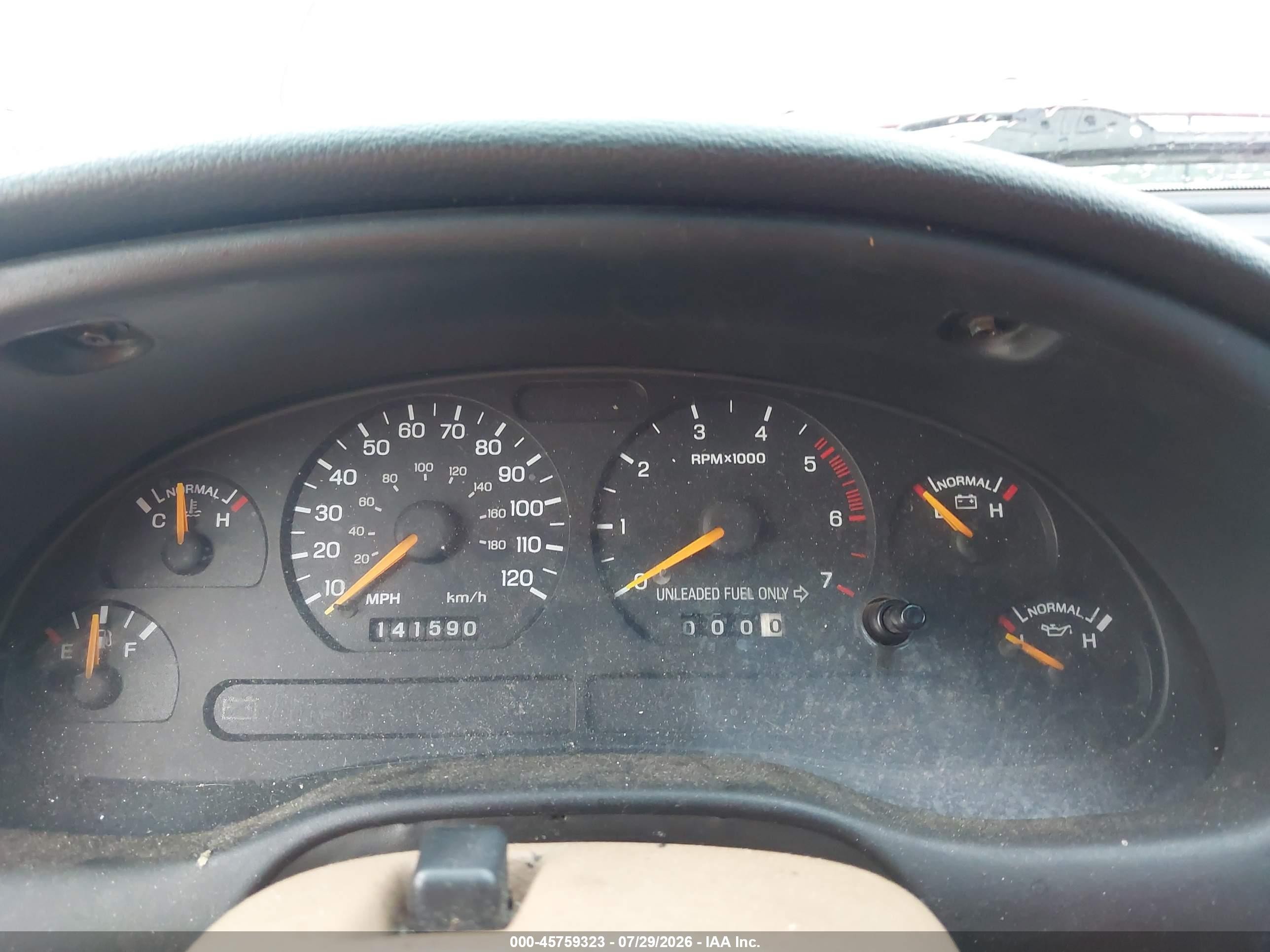 1998 Ford Mustang   Red vin: 1FAFP4442WF271776