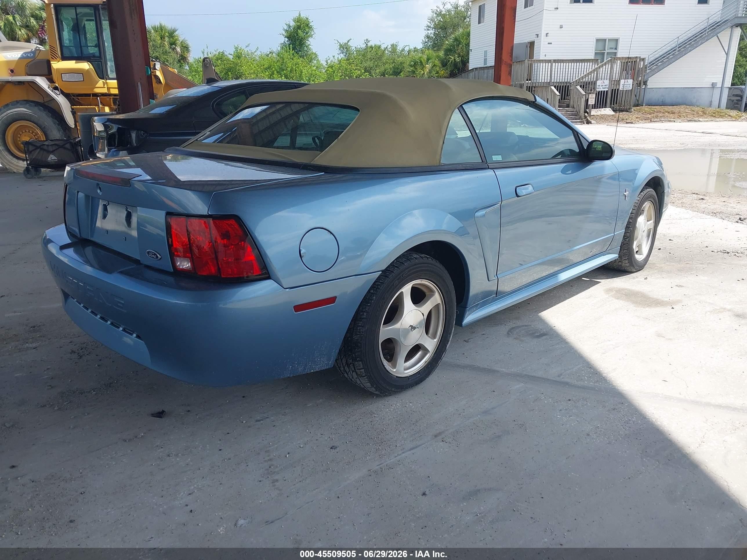 2001 Ford Mustang   Blue vin: 1FAFP44431F188401