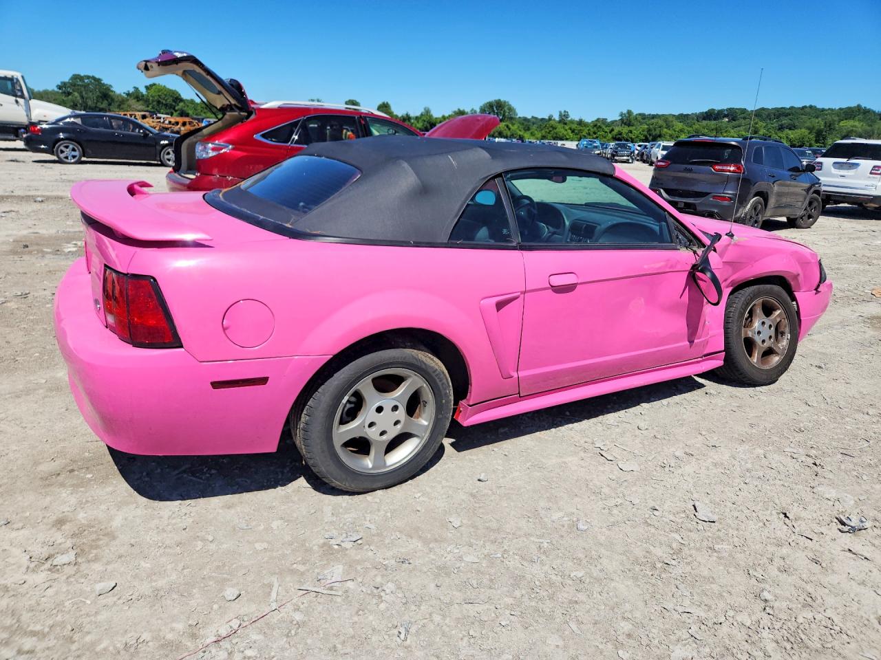 2001 Ford Mustang Pink vin: 1FAFP44431F228279