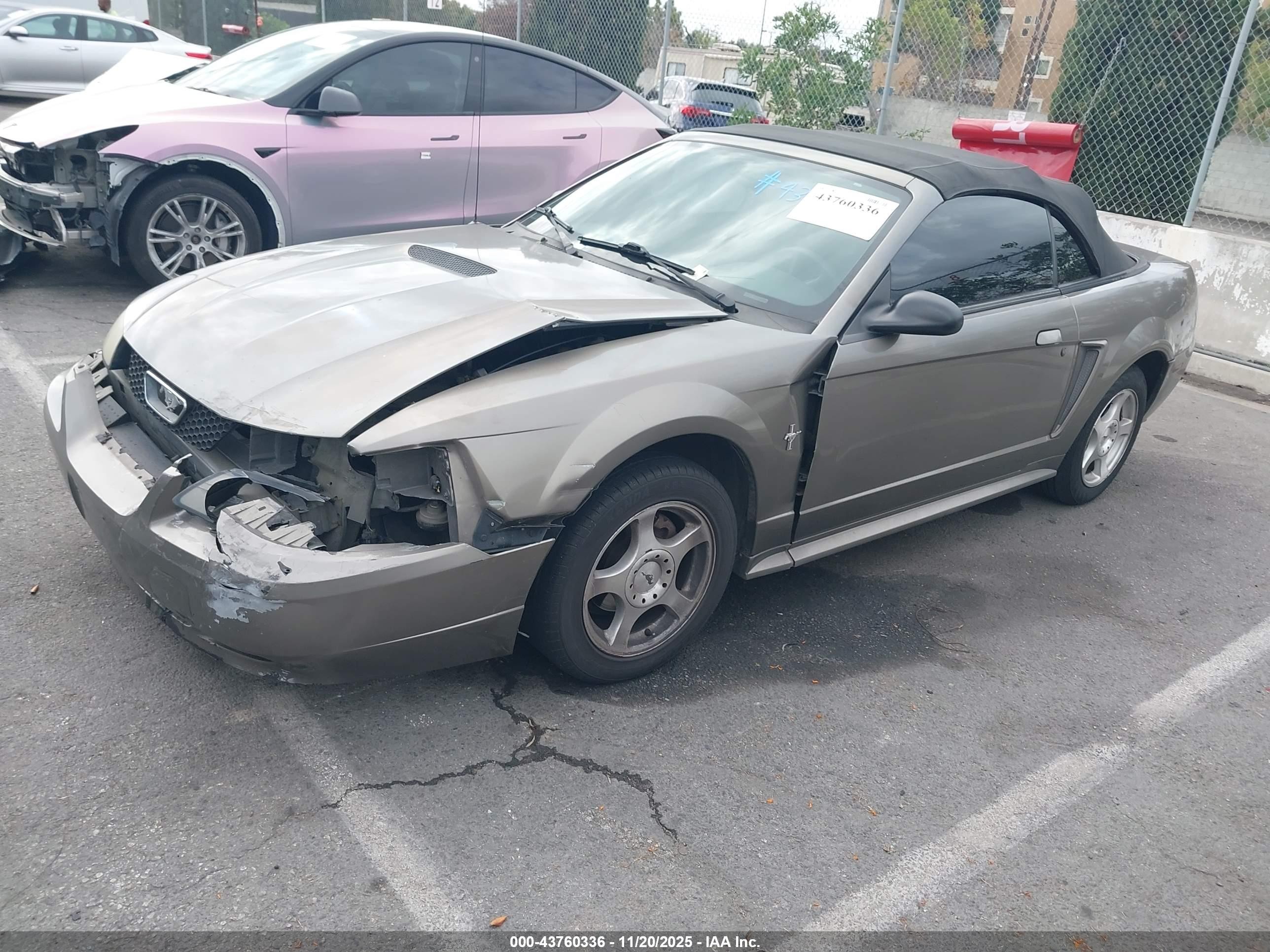 2002 Ford Mustang   Gray vin: 1FAFP44432F146179