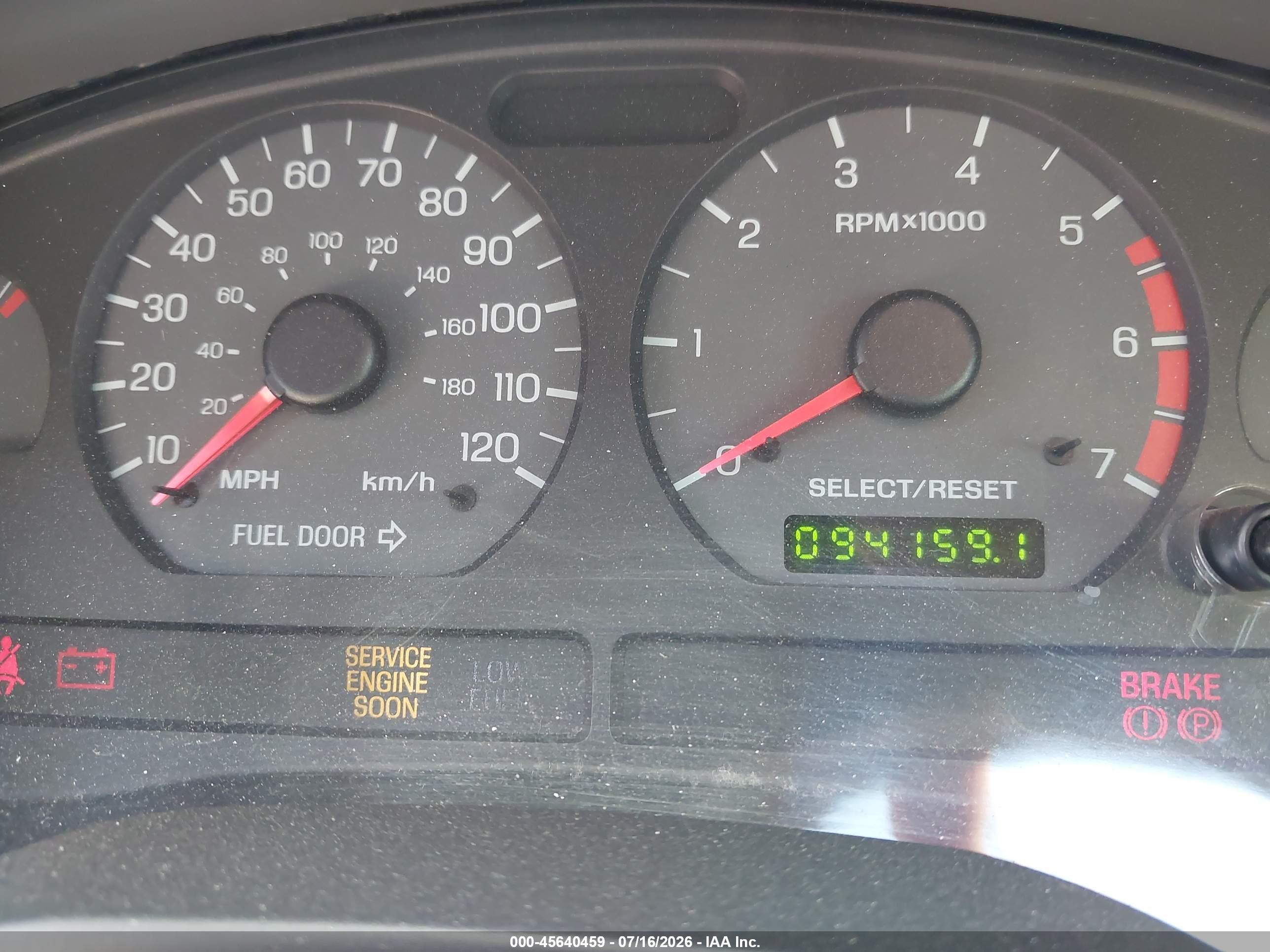2002 Ford Mustang Deluxe/premium White vin: 1FAFP44432F176346
