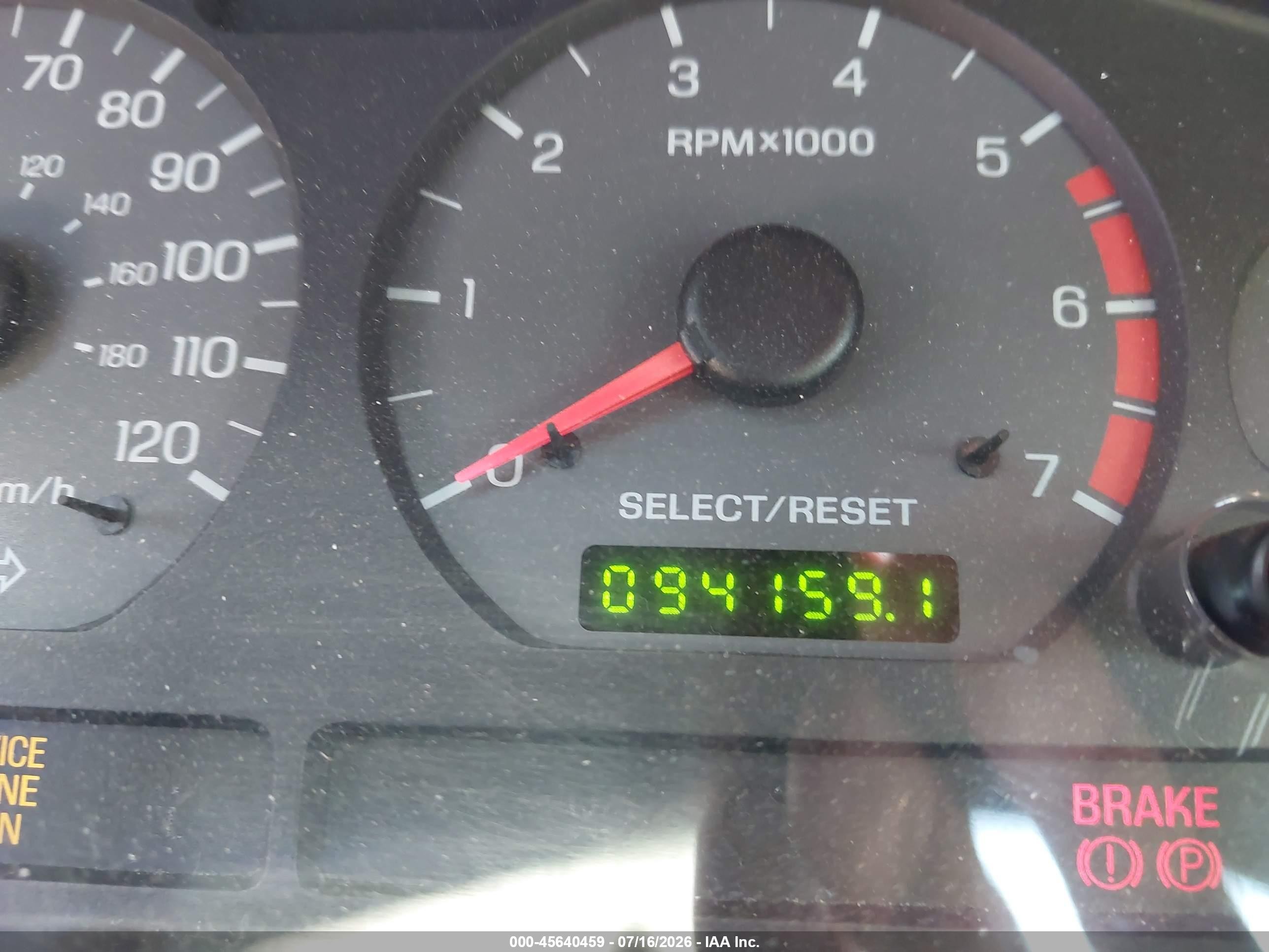 2002 Ford Mustang Deluxe/premium White vin: 1FAFP44432F176346