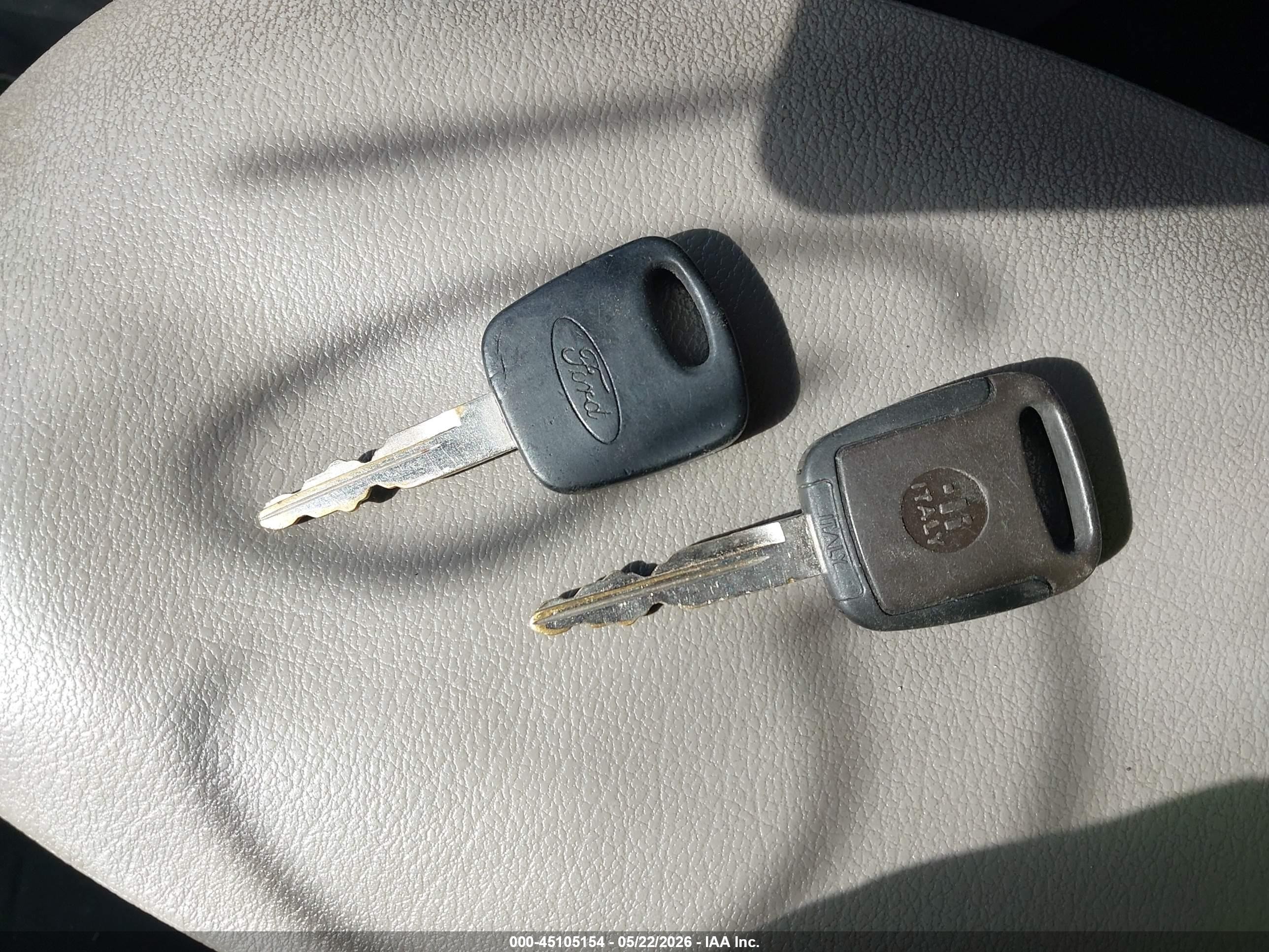 2003 Ford Mustang   Purple vin: 1FAFP44433F334945