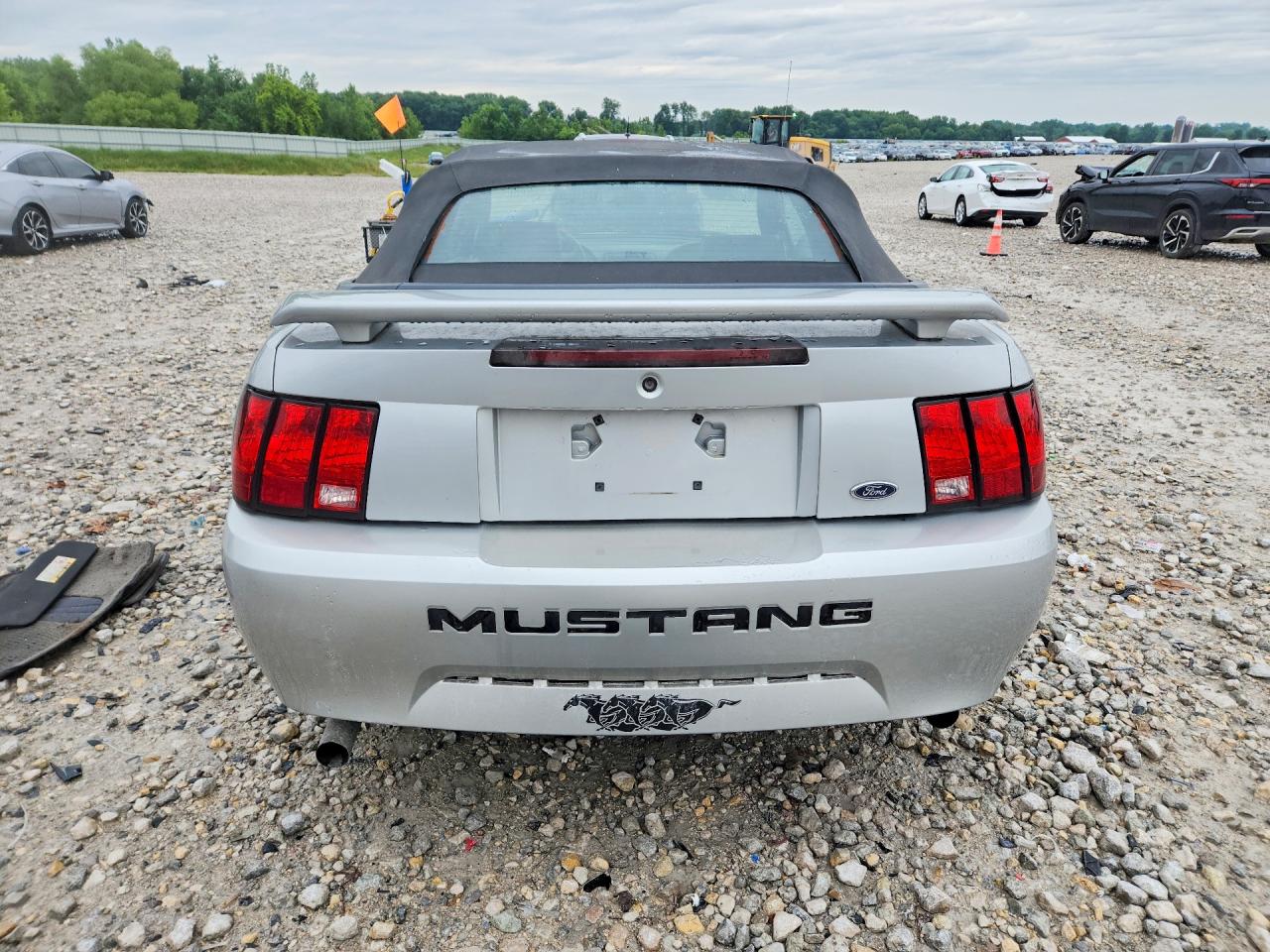 2003 Ford Mustang Silver vin: 1FAFP44433F404976