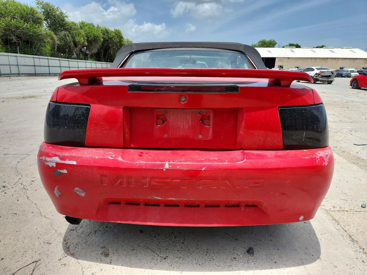 2003 Ford Mustang Red vin: 1FAFP44433F414648