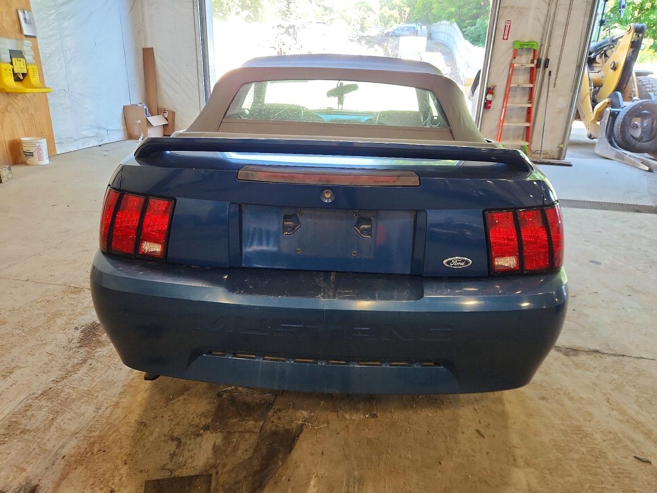2000 Ford Mustang Blue vin: 1FAFP4443YF176338