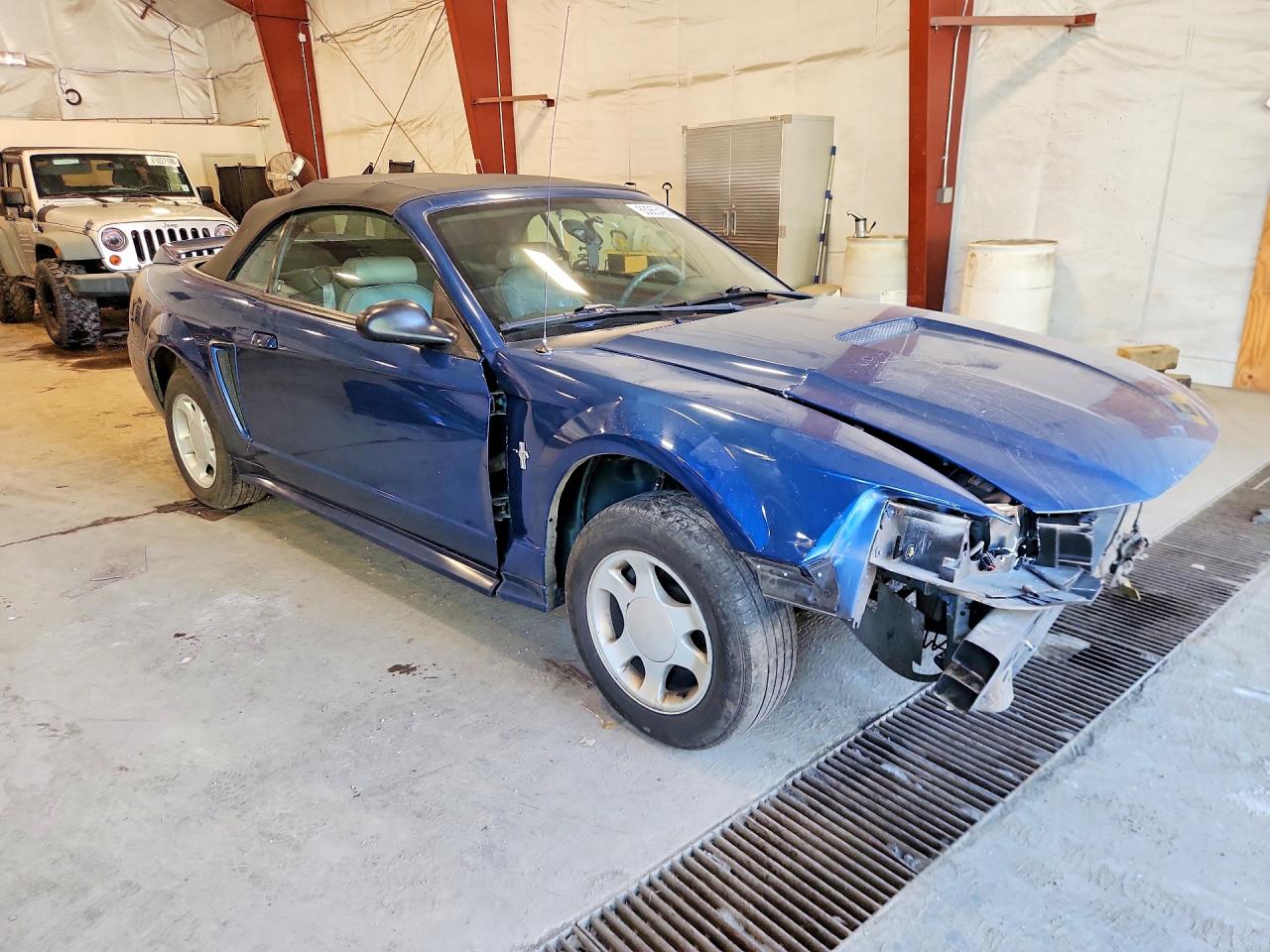 2000 Ford Mustang Blue vin: 1FAFP4443YF176338