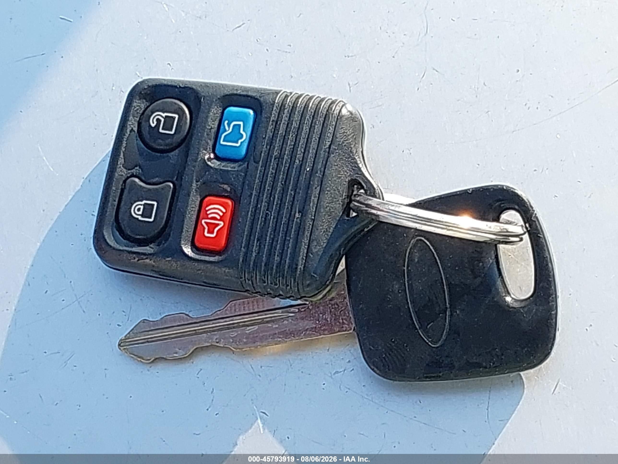 2000 Ford Mustang   Зеленый vin: 1FAFP4443YF283700