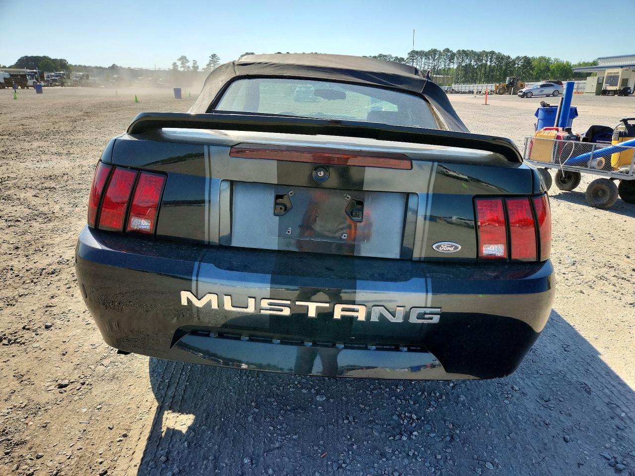 2000 Ford Mustang Черный vin: 1FAFP4443YF289691