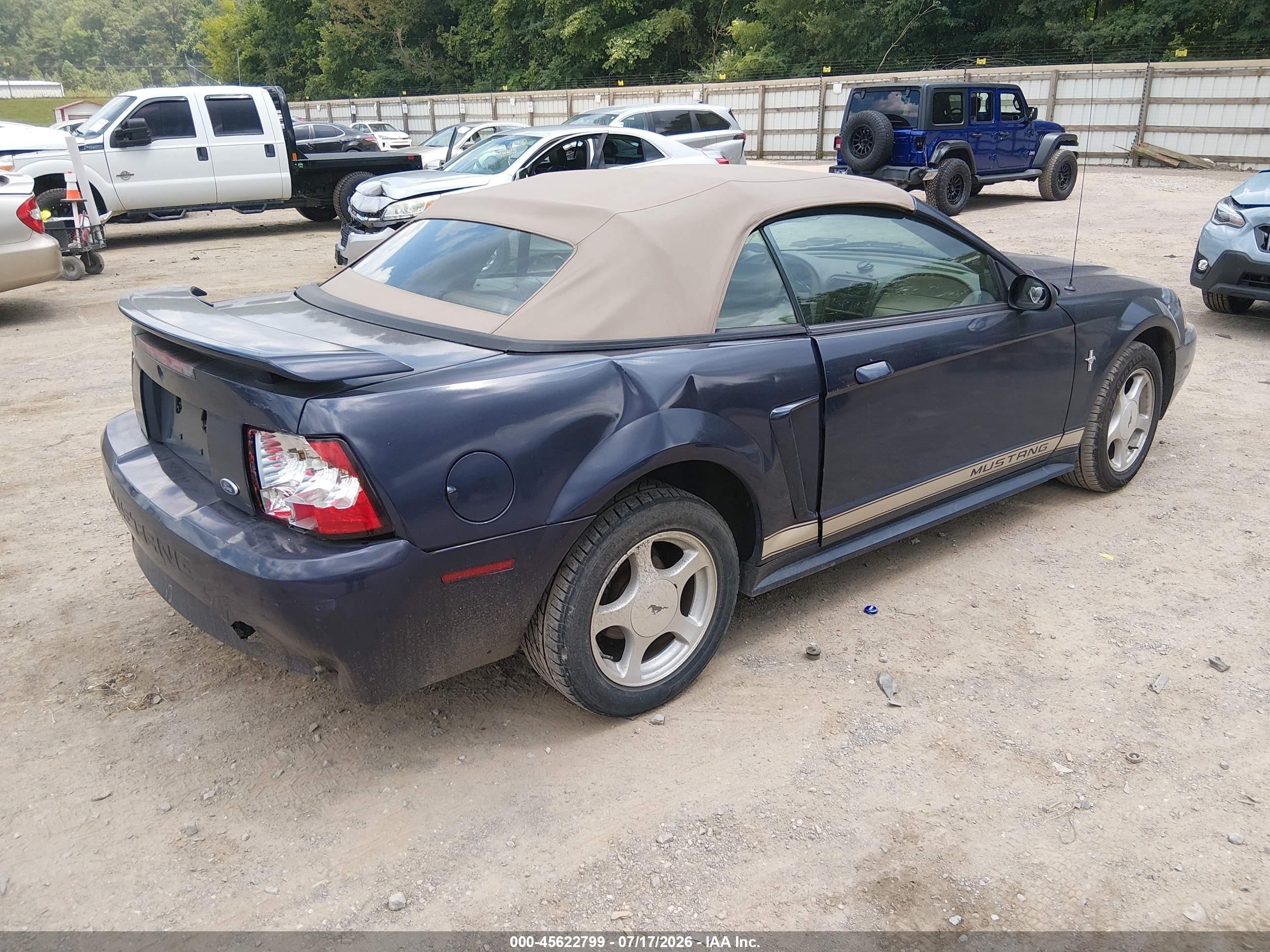 2001 Ford Mustang   Blue vin: 1FAFP44441F232535
