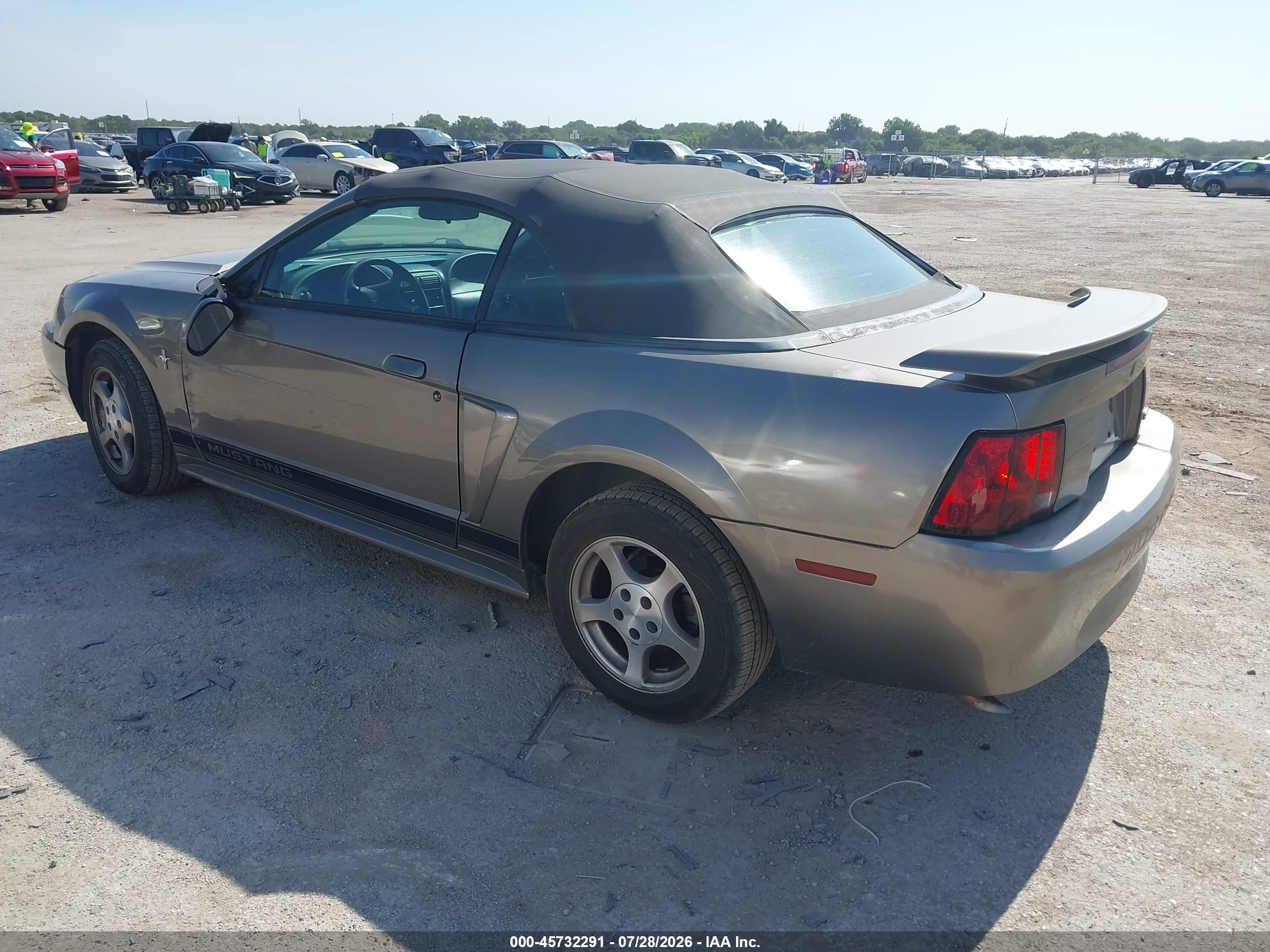 2002 Ford Mustang Deluxe/premium Brown vin: 1FAFP44442F135644