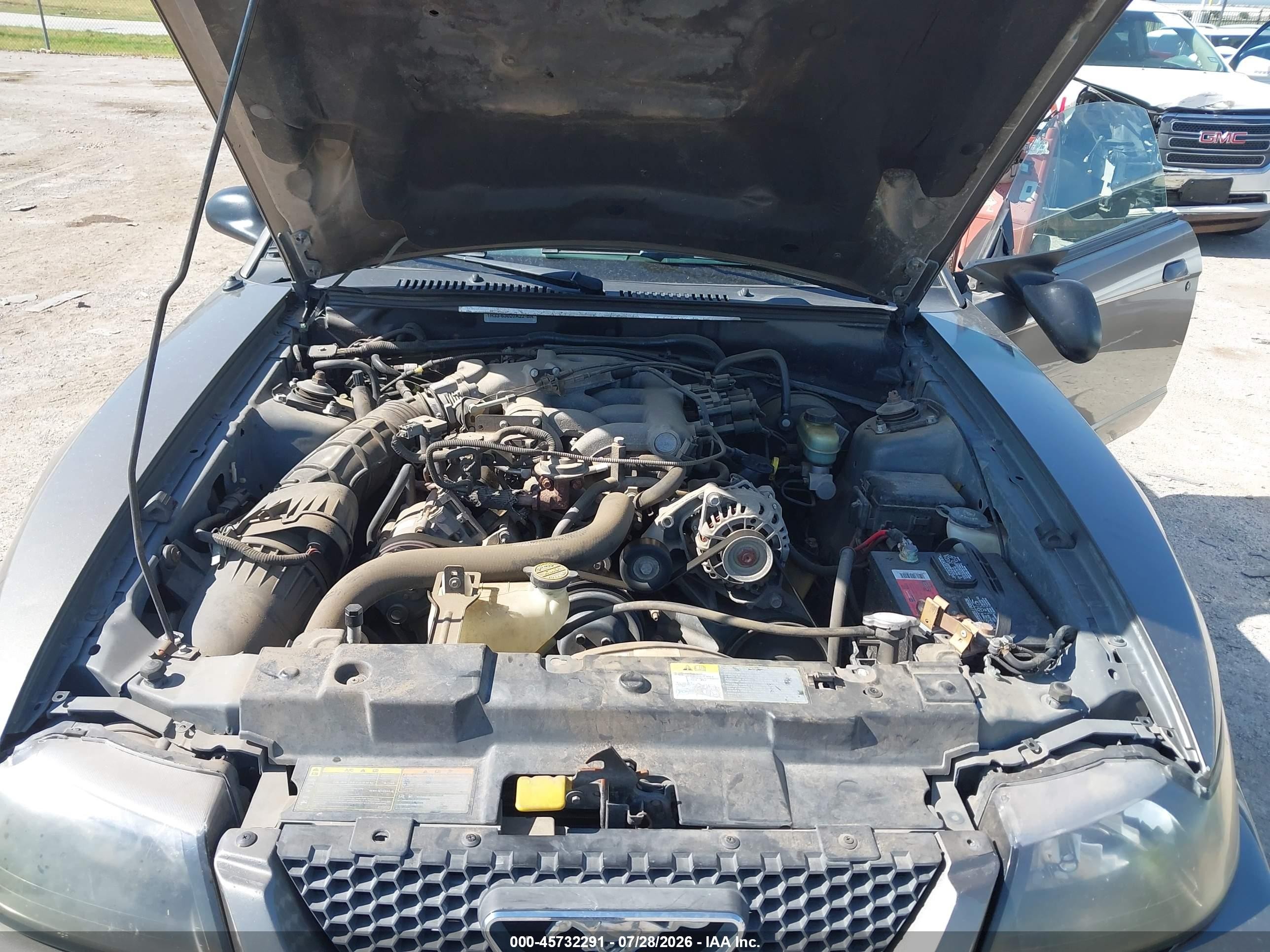2002 Ford Mustang Deluxe/premium Brown vin: 1FAFP44442F135644