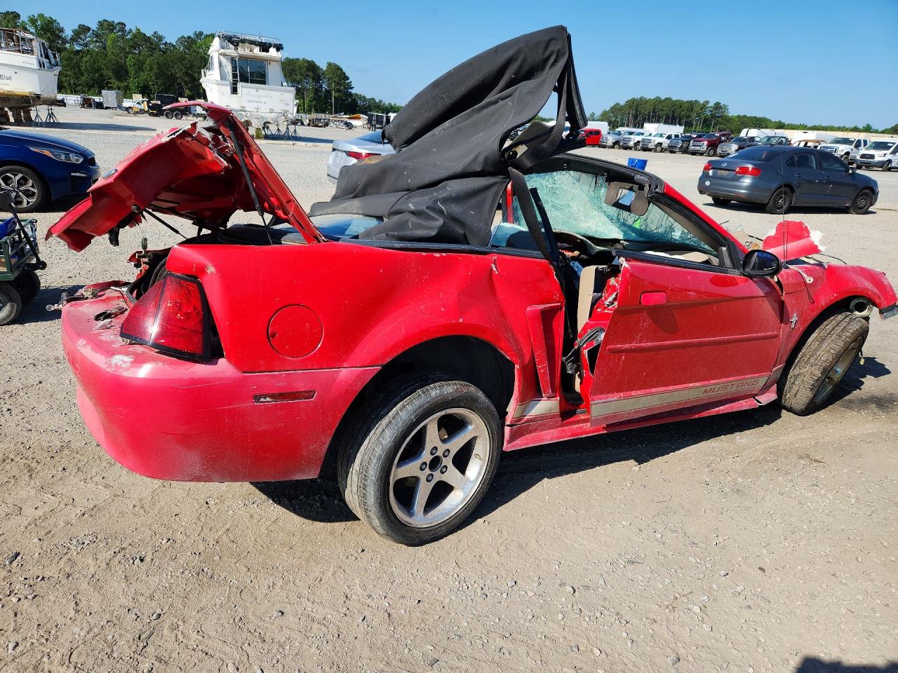 2002 Ford Mustang Red vin: 1FAFP44442F166893