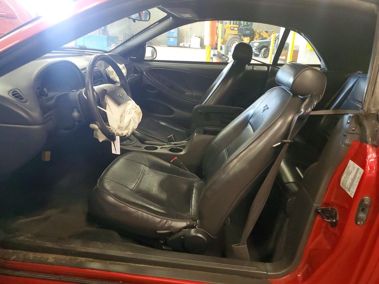 2002 Ford Mustang Red vin: 1FAFP44442F227174