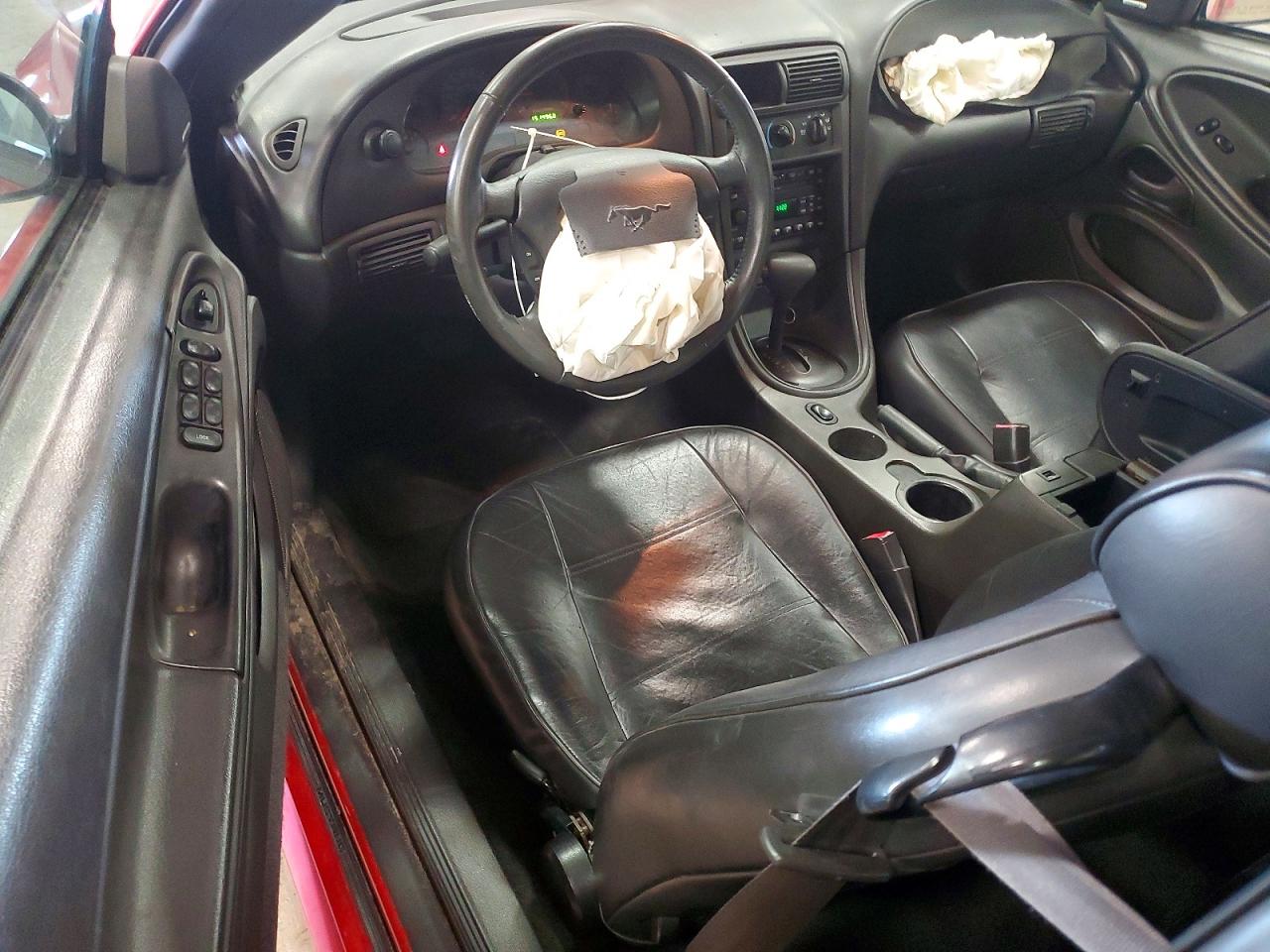2002 Ford Mustang Red vin: 1FAFP44442F227174