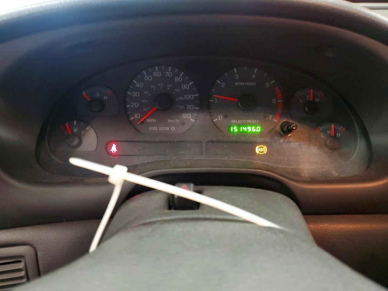 2002 Ford Mustang Red vin: 1FAFP44442F227174