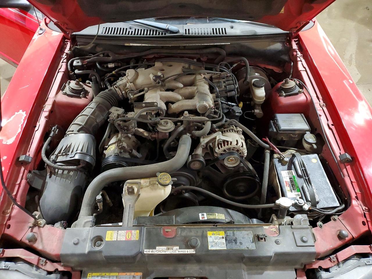 2002 Ford Mustang Red vin: 1FAFP44442F231421