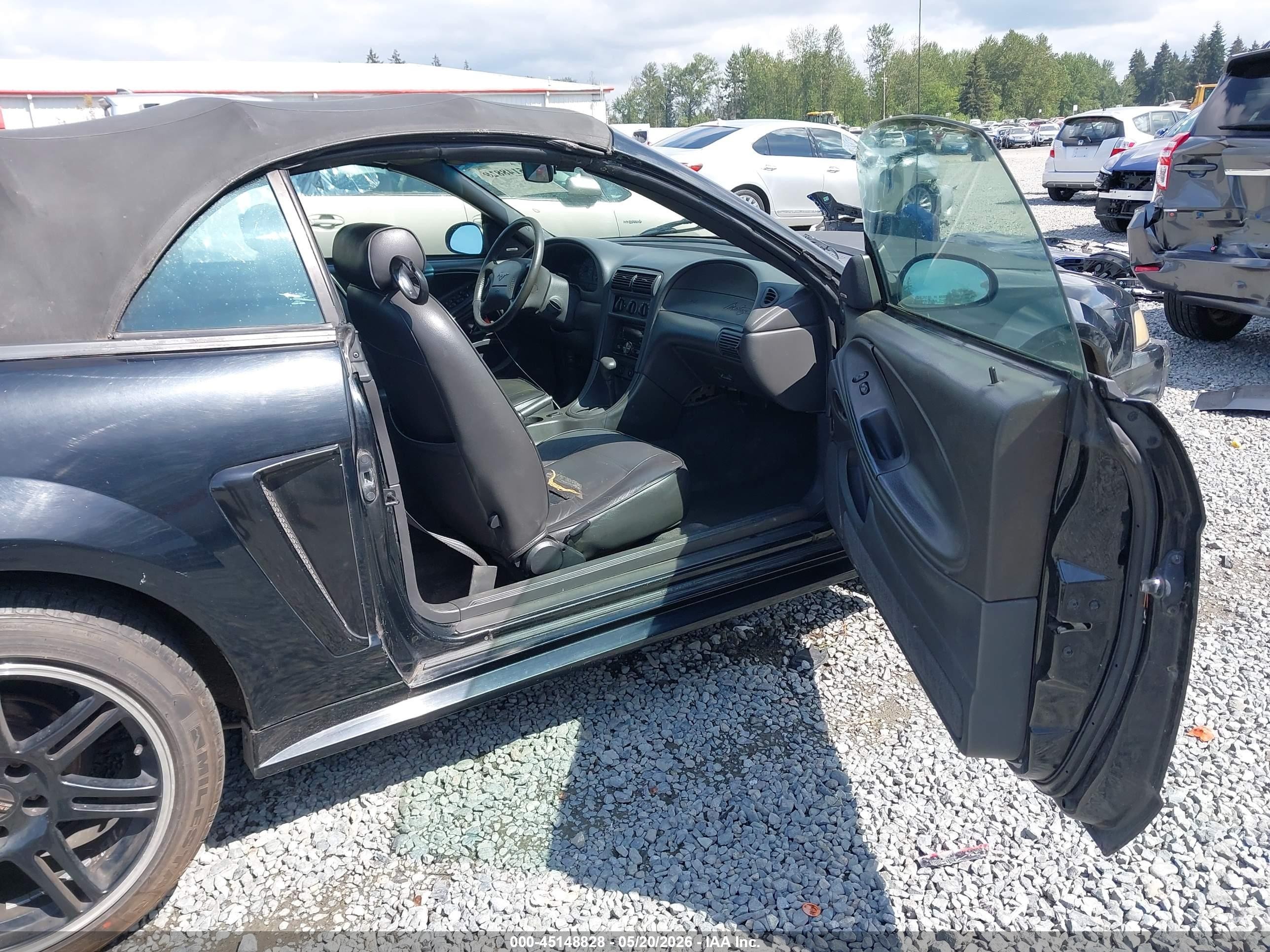 2003 Ford Mustang   Black vin: 1FAFP44443F419003