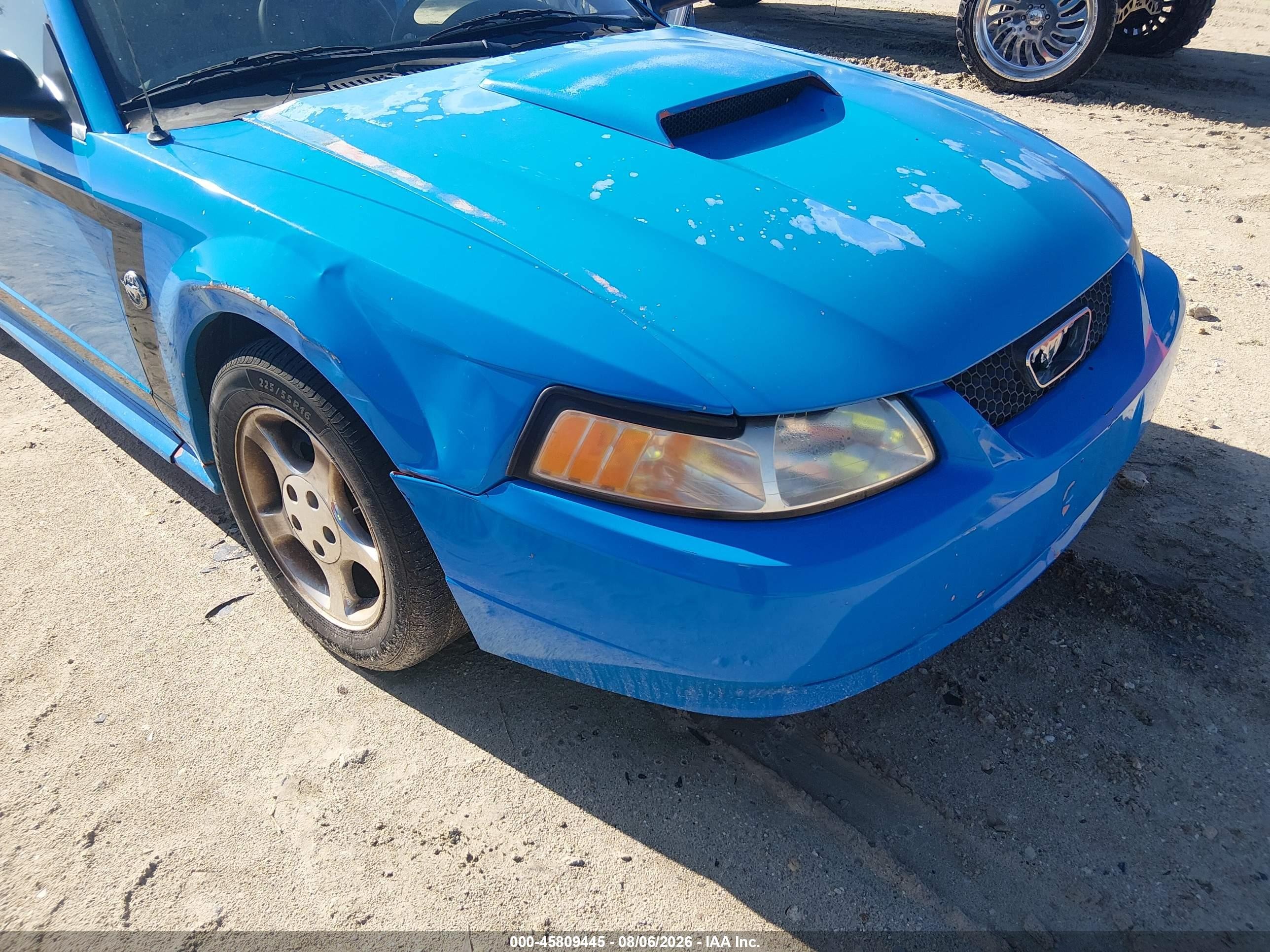 2004 Ford Mustang   Blue vin: 1FAFP44444F120063
