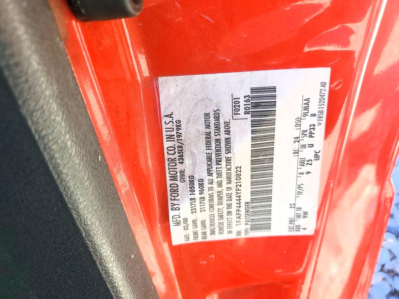 2000 Ford Mustang Red vin: 1FAFP4444YF210822
