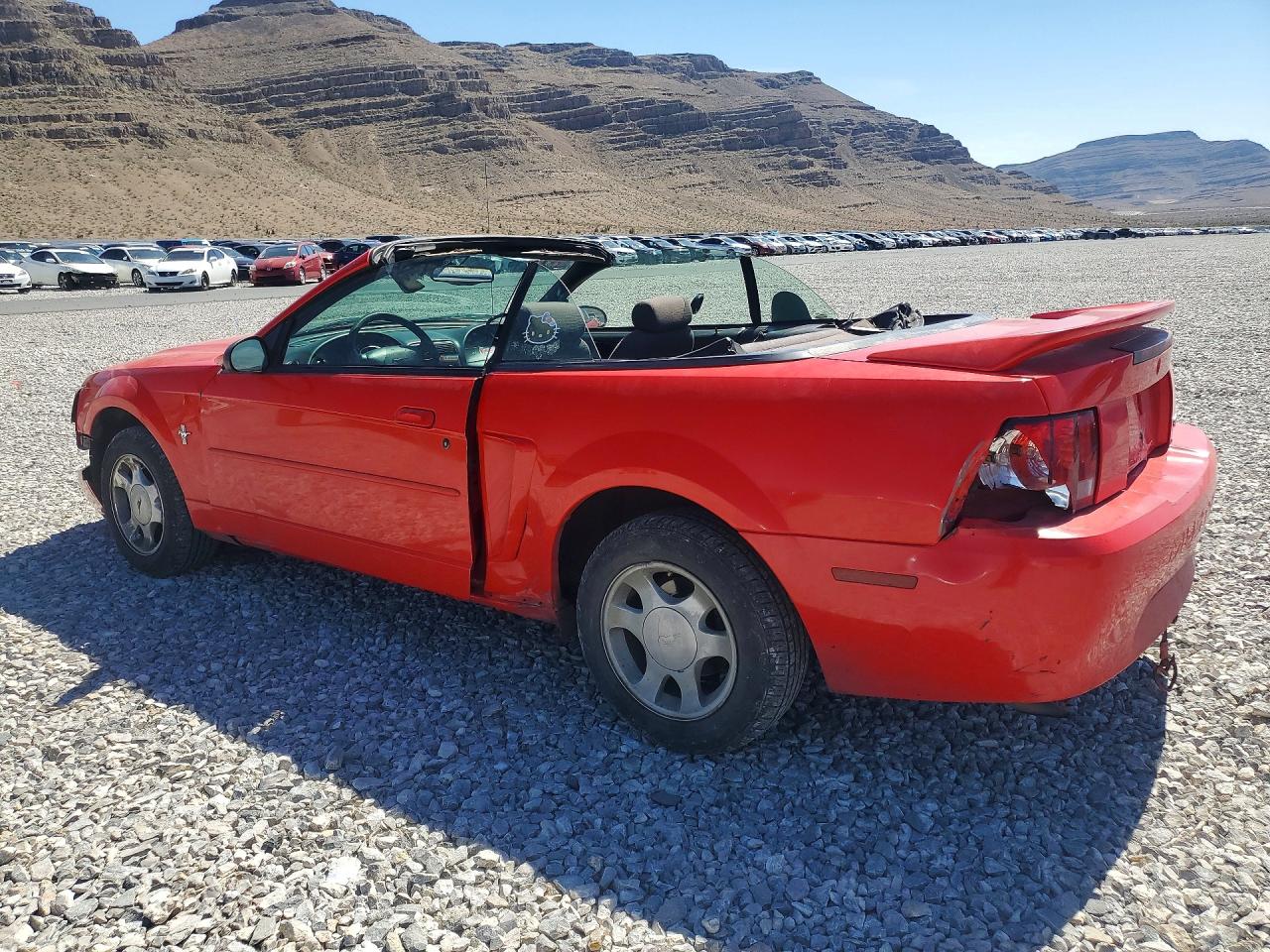2000 Ford Mustang Red vin: 1FAFP4444YF210822