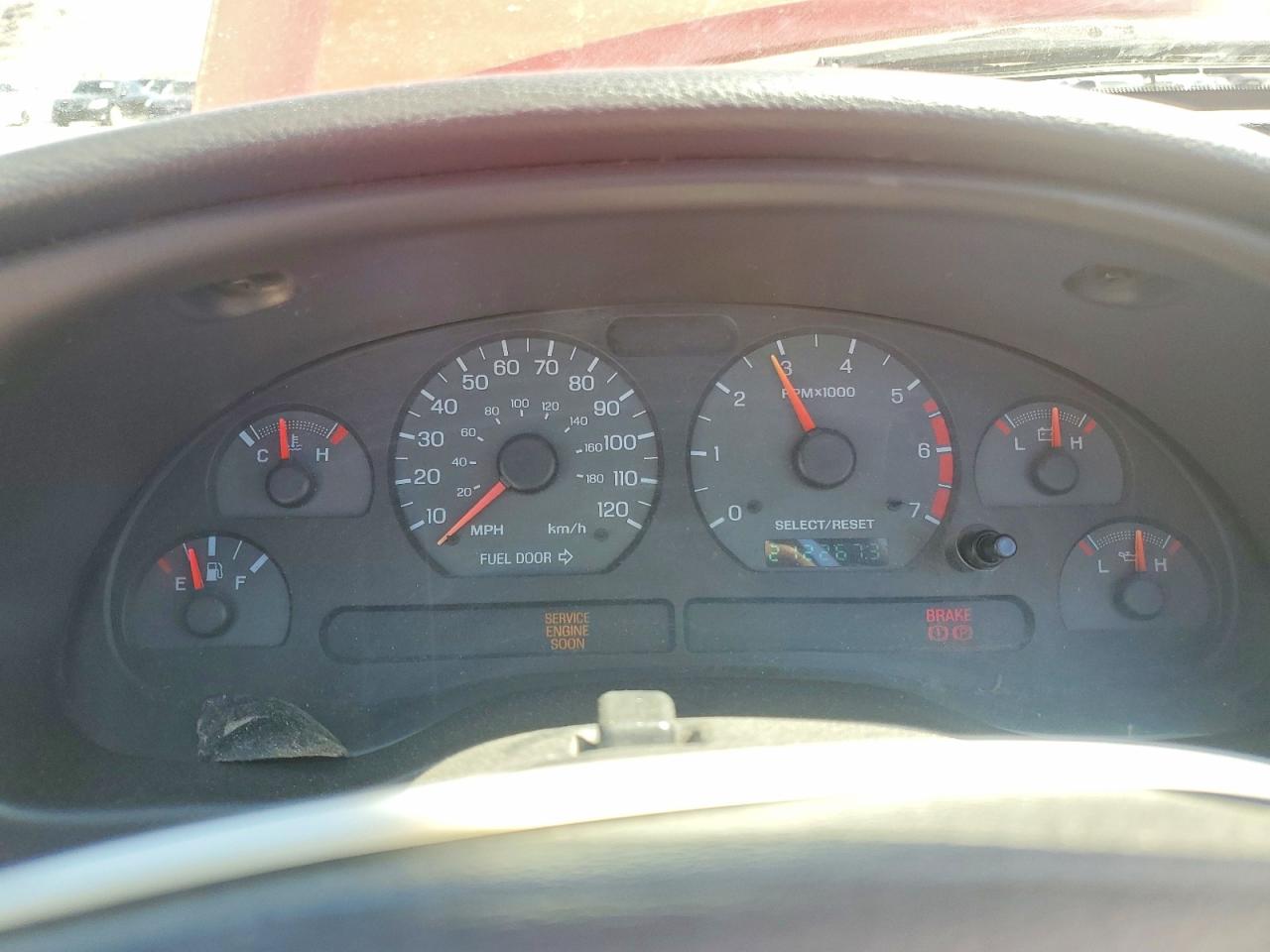 2000 Ford Mustang Red vin: 1FAFP4444YF210822