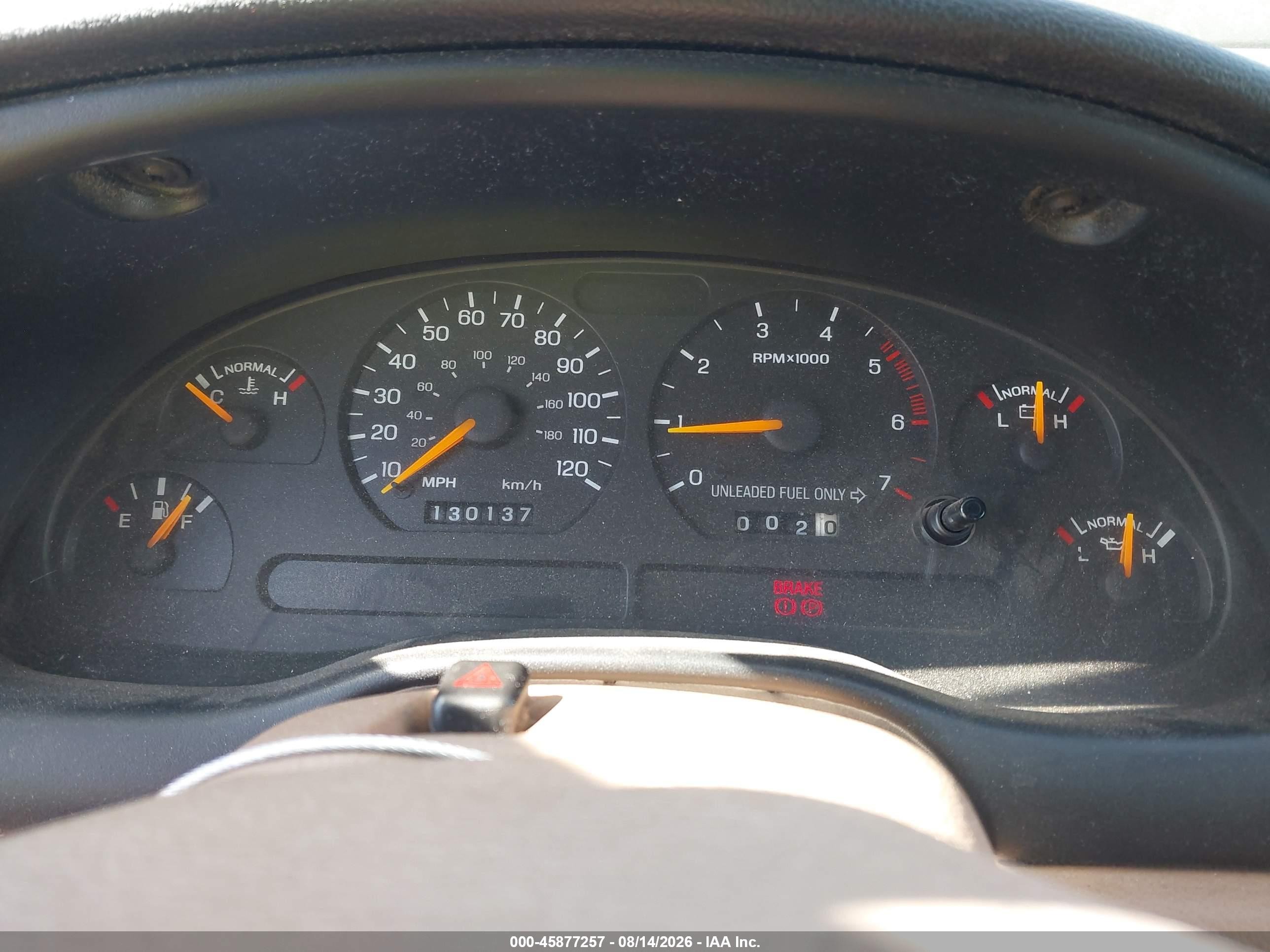 1998 Ford Mustang   Зеленый vin: 1FAFP4445WF230817