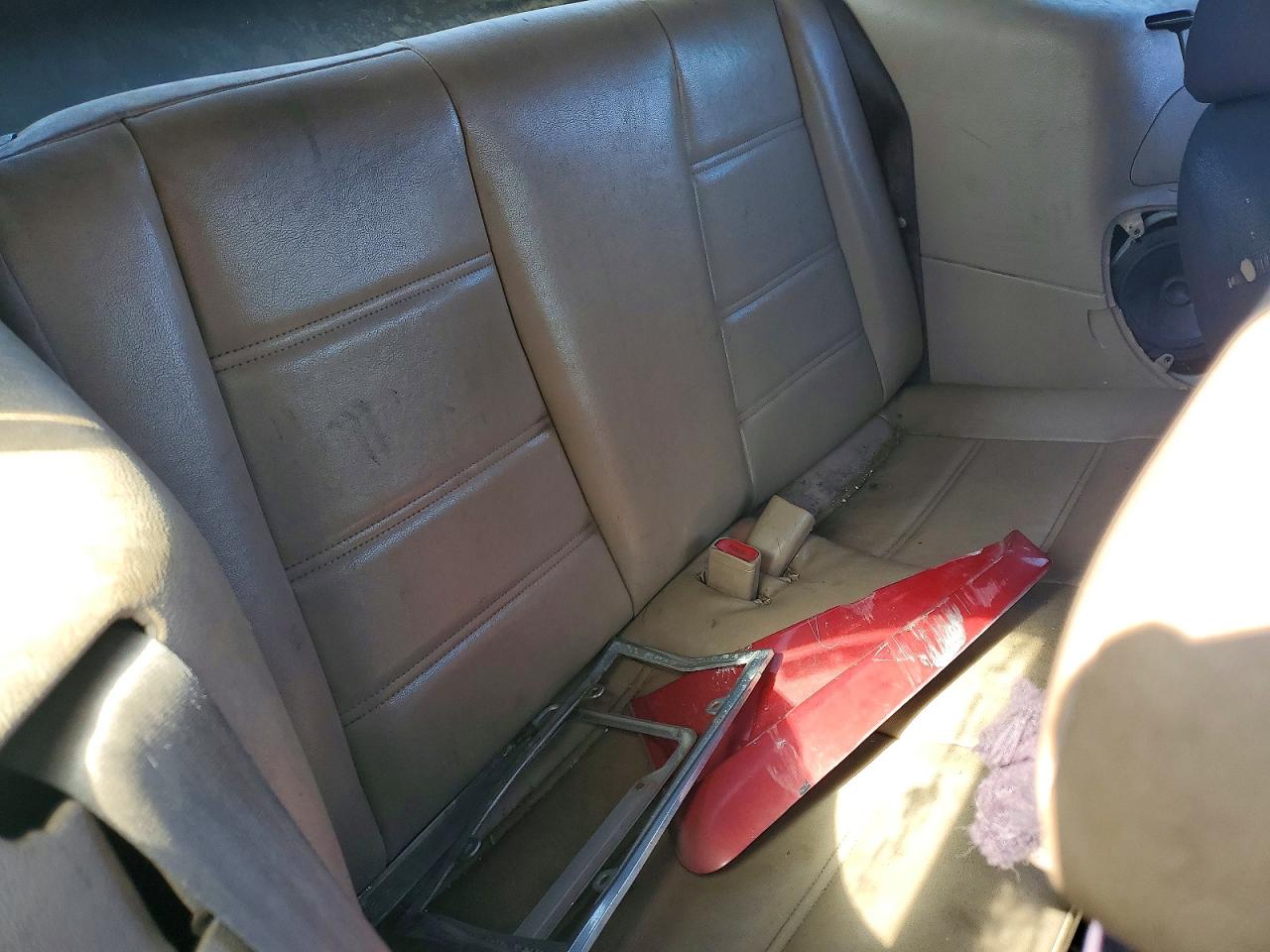 2000 Ford Mustang Red vin: 1FAFP4445YF307060