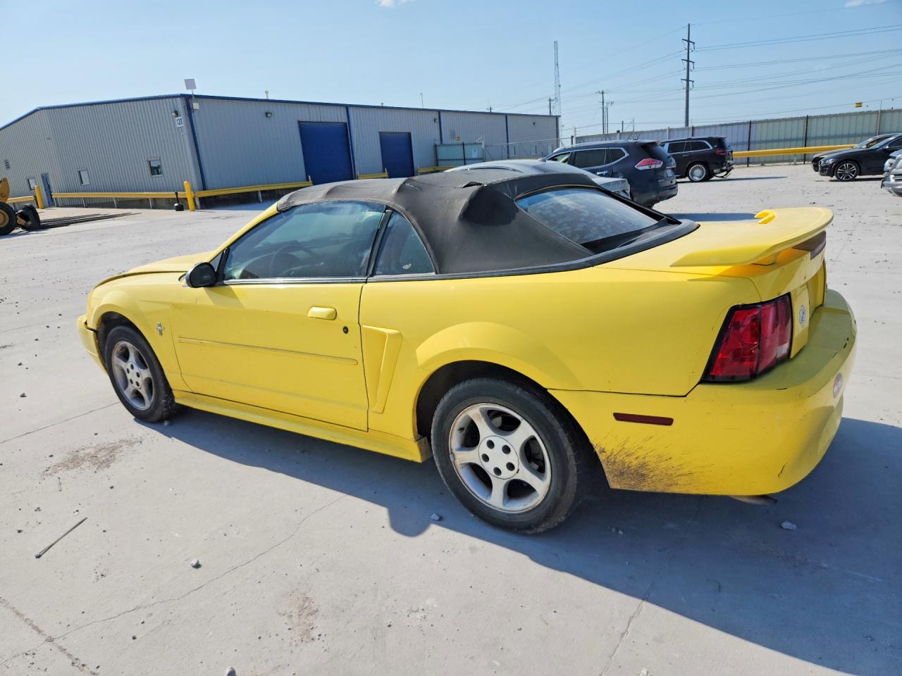 2001 Ford Mustang Yellow vin: 1FAFP44461F114700
